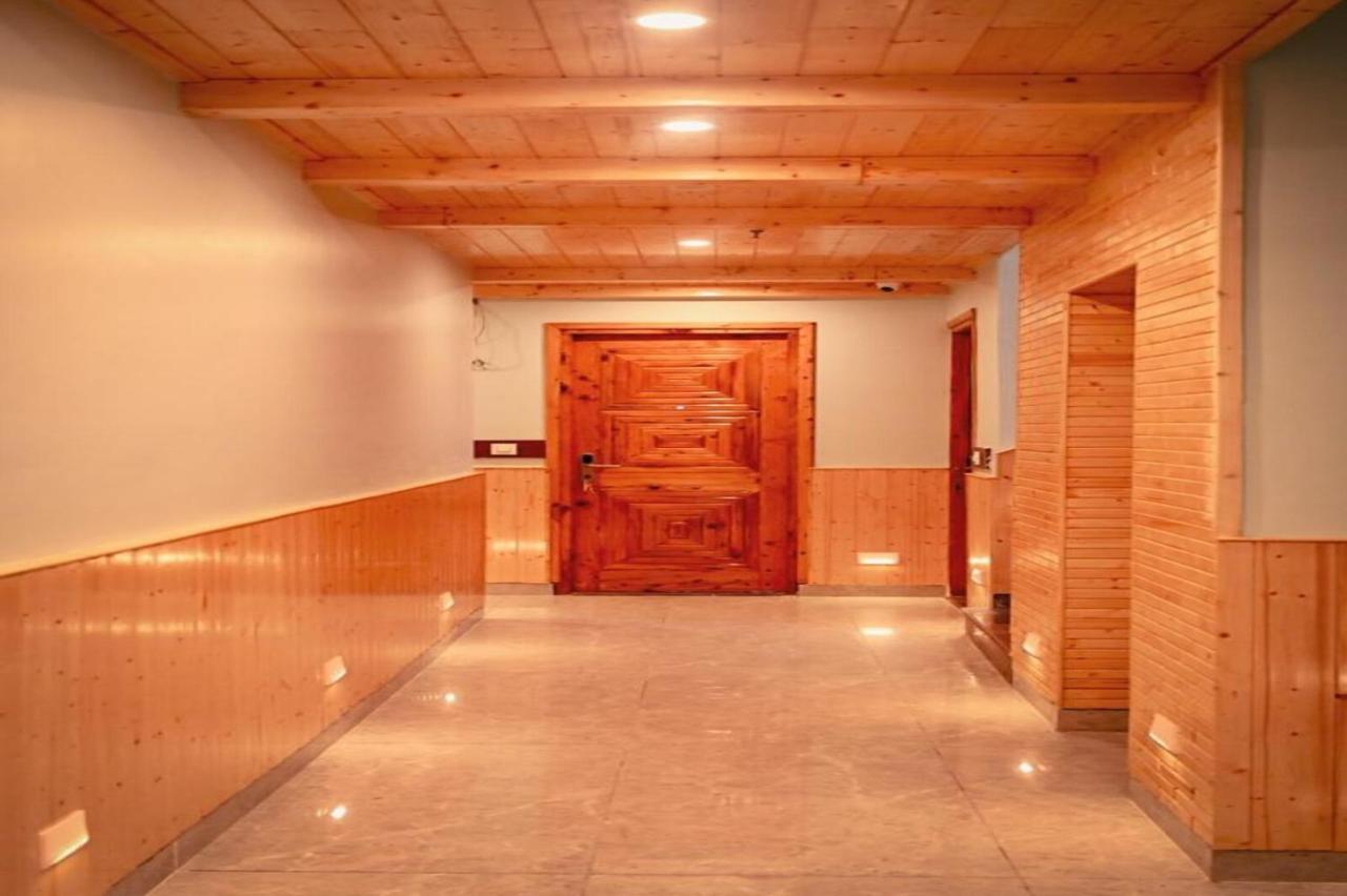 Old Retreat 3*