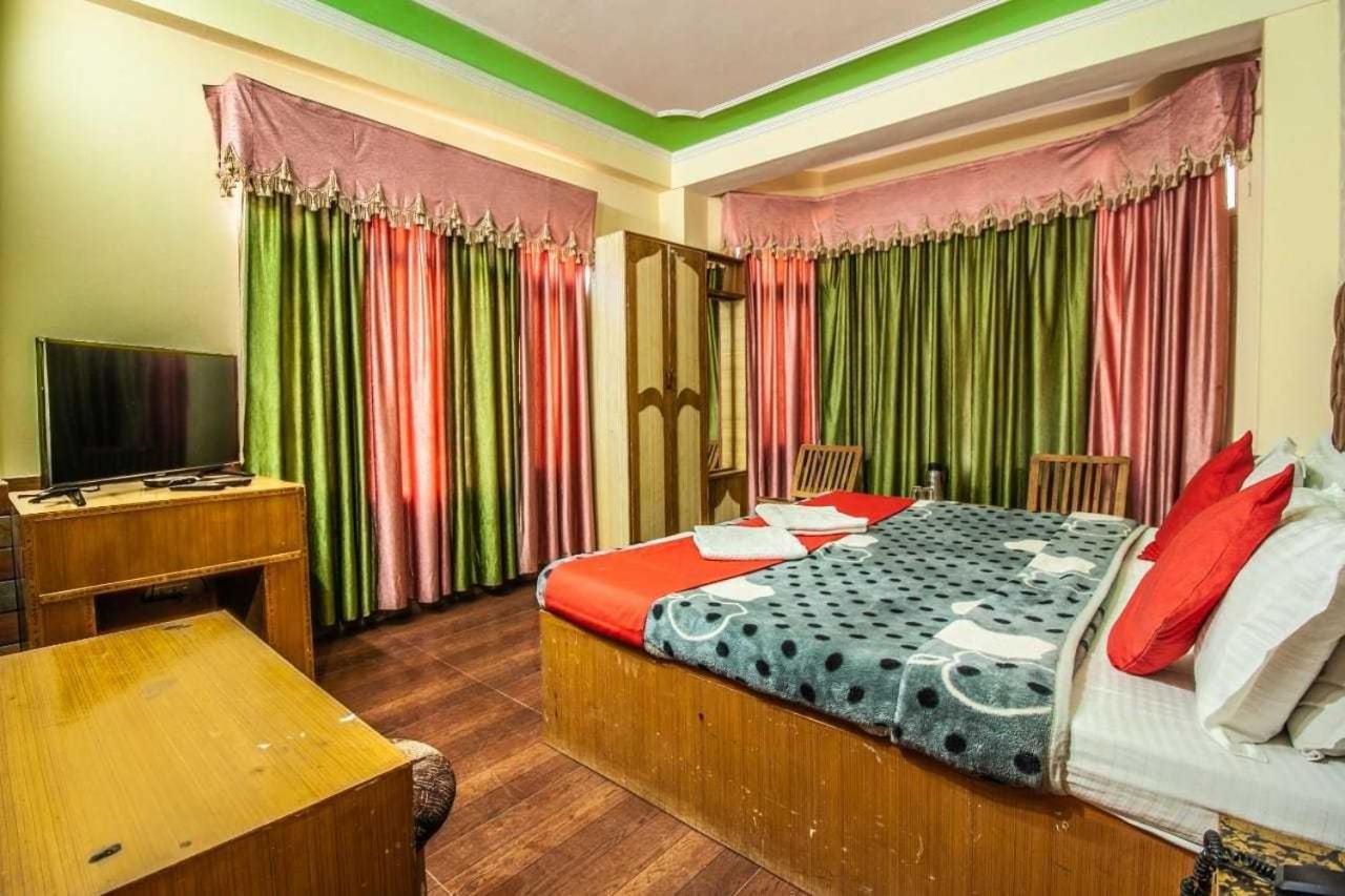 O Jubilant Regecy Hotel 3*