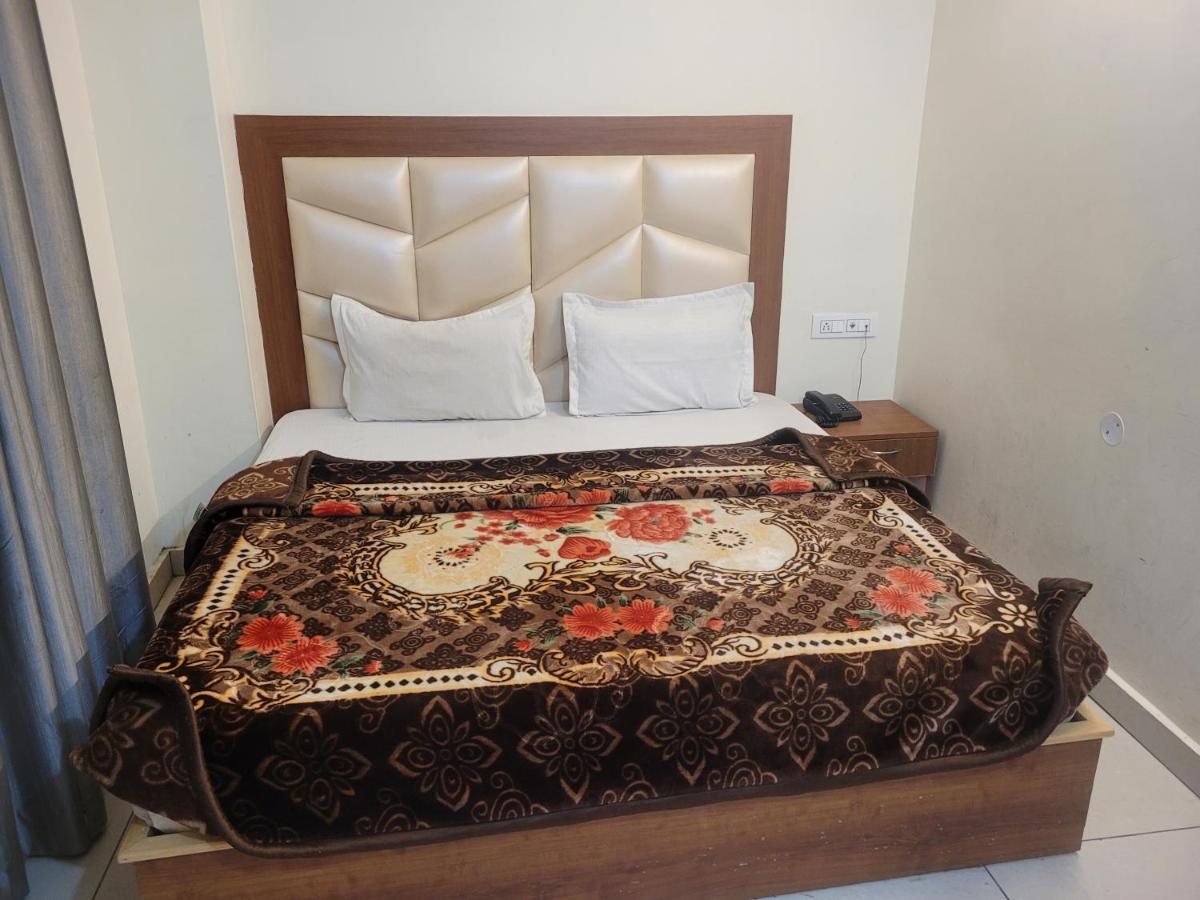 Snow Country Bed & Breakfast Manali (Himachal Pradesh)