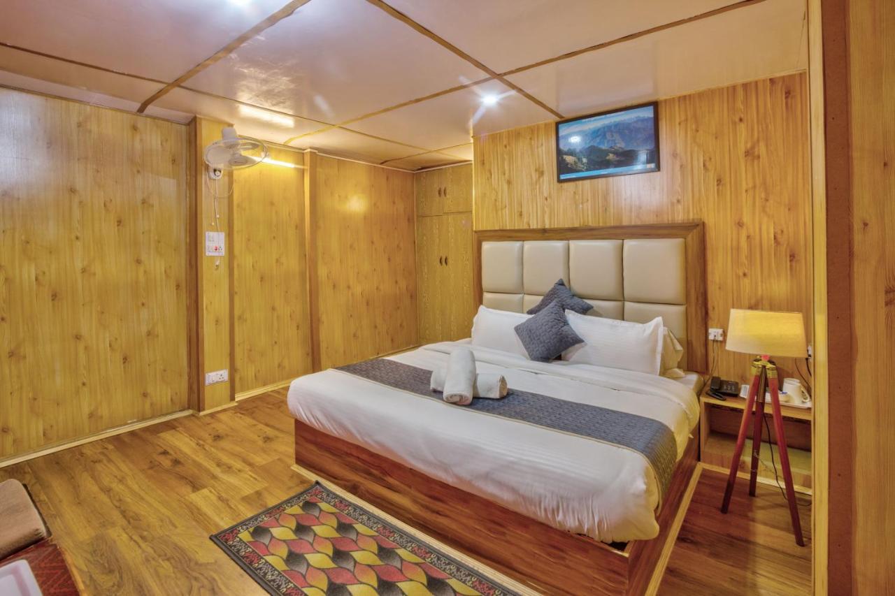 Resort Shivalaya Retreat - A River Side Resort Hotel 3*