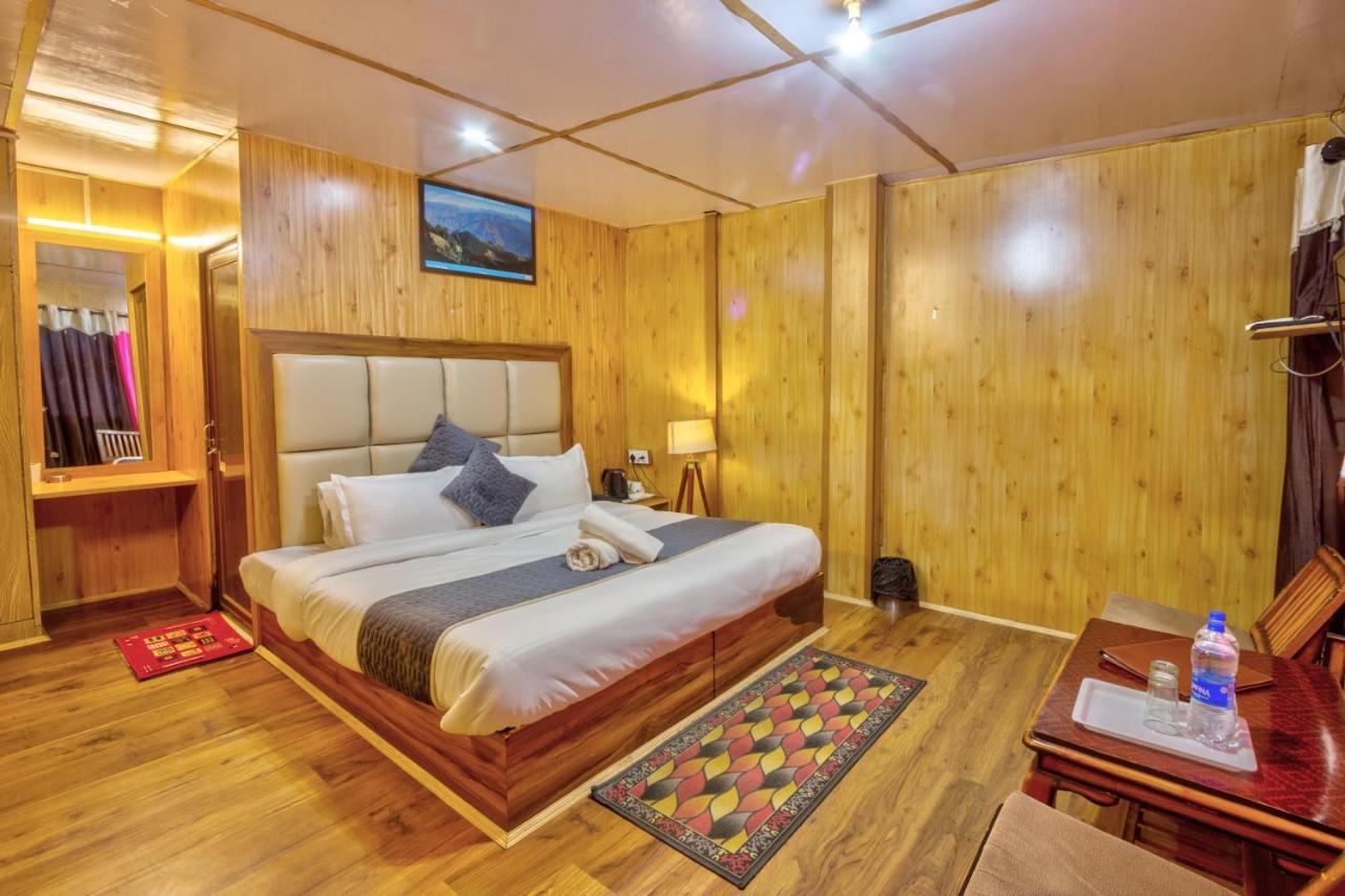 Resort Shivalaya Retreat - A River Side Resort 3* Manali (Himachal Pradesh)