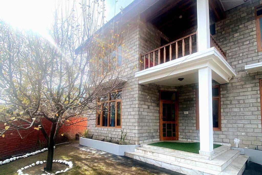 In Manali. Villa *