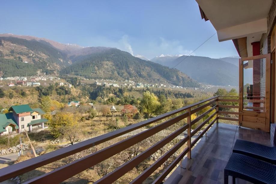 Mountain Paradise Manali (Himachal Pradesh)