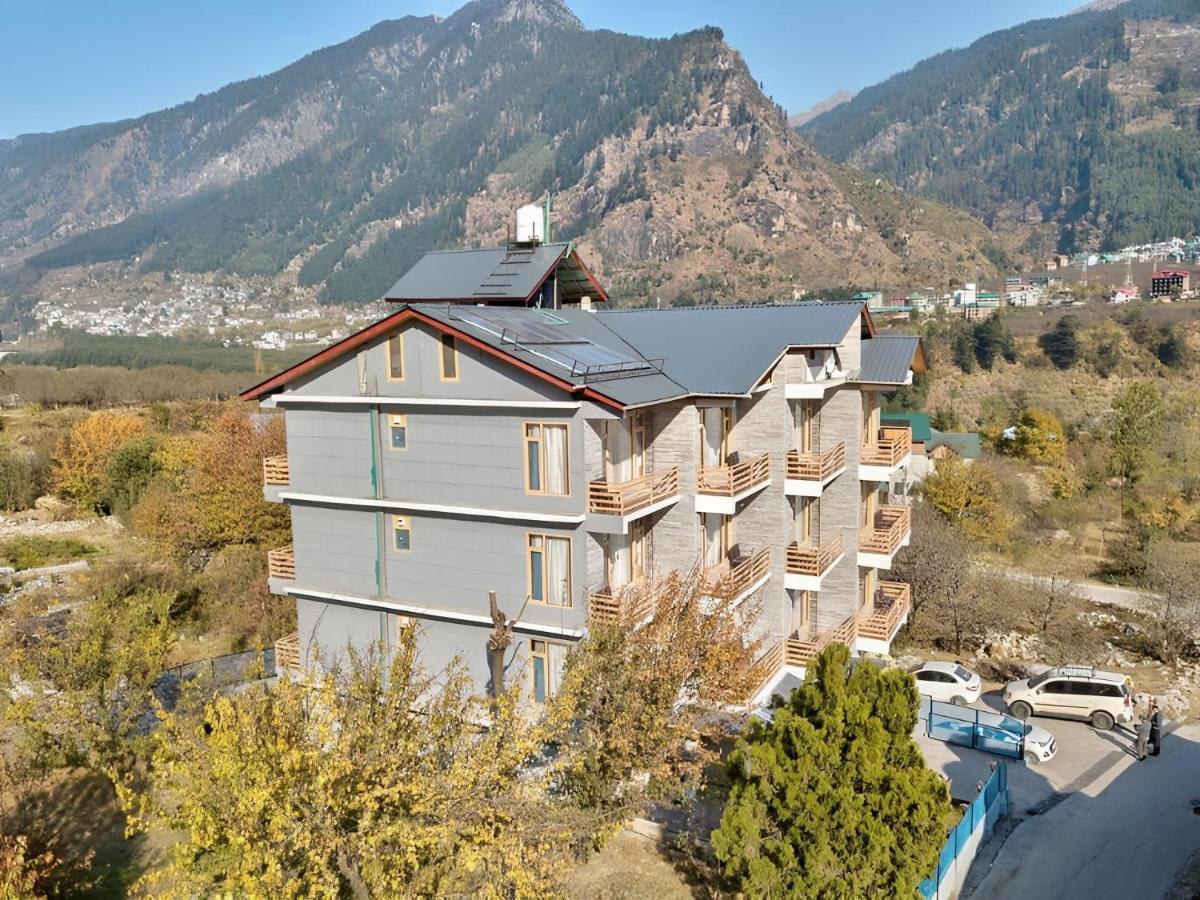 Mountain Paradise 3*