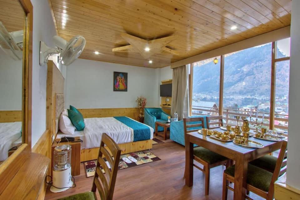 Mountain Paradise Hotel Manali (Himachal Pradesh)