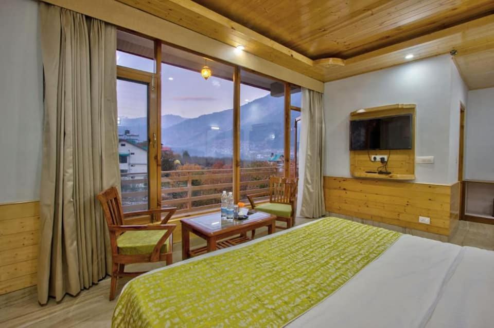 Hotel Mountain Paradise Manali (Himachal Pradesh)