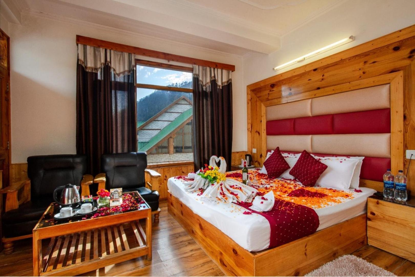 Rockland , 3*