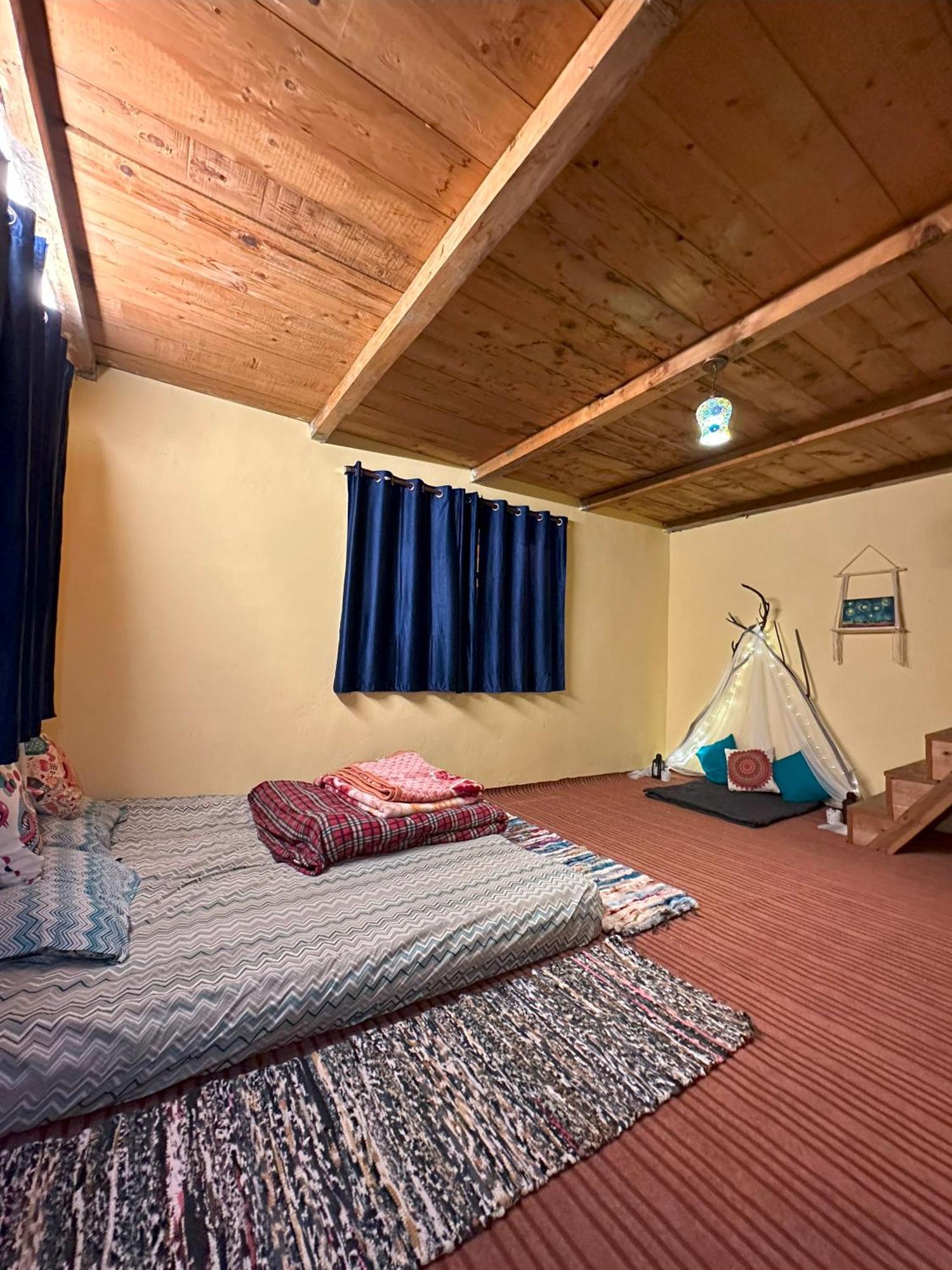 Ahorastays Homestay Manali (Himachal Pradesh)