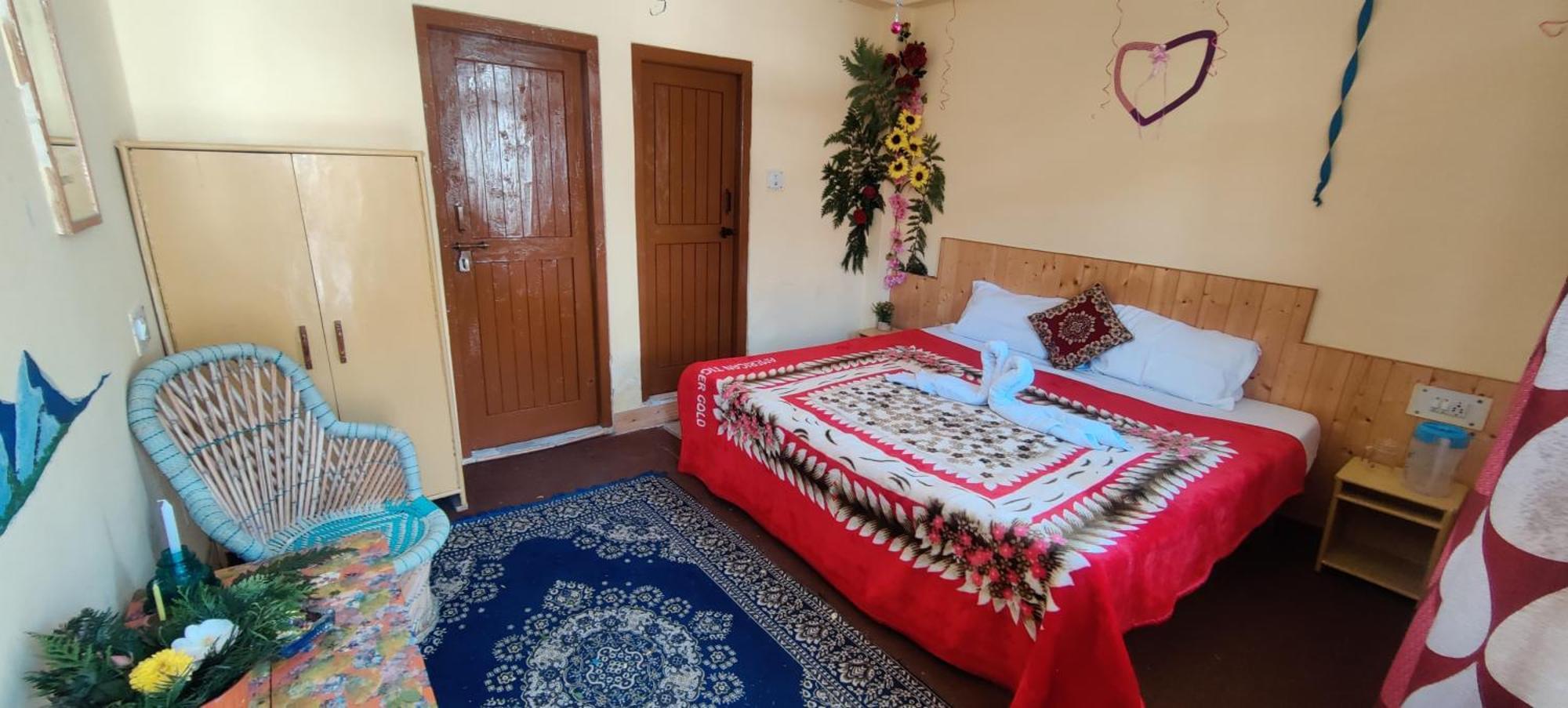Madana Hostel *