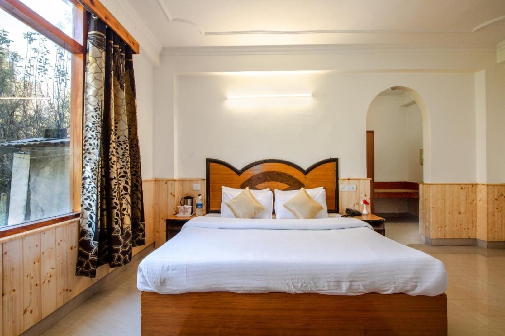 Rockland , Hotel Manali (Himachal Pradesh)