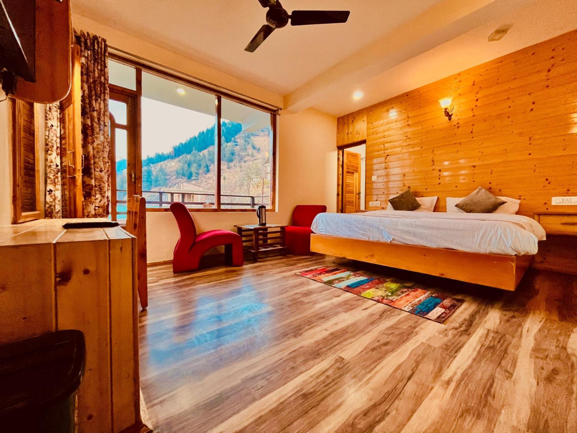 Hotel Kartik Cottage, - A Blissful View From Entire 4*