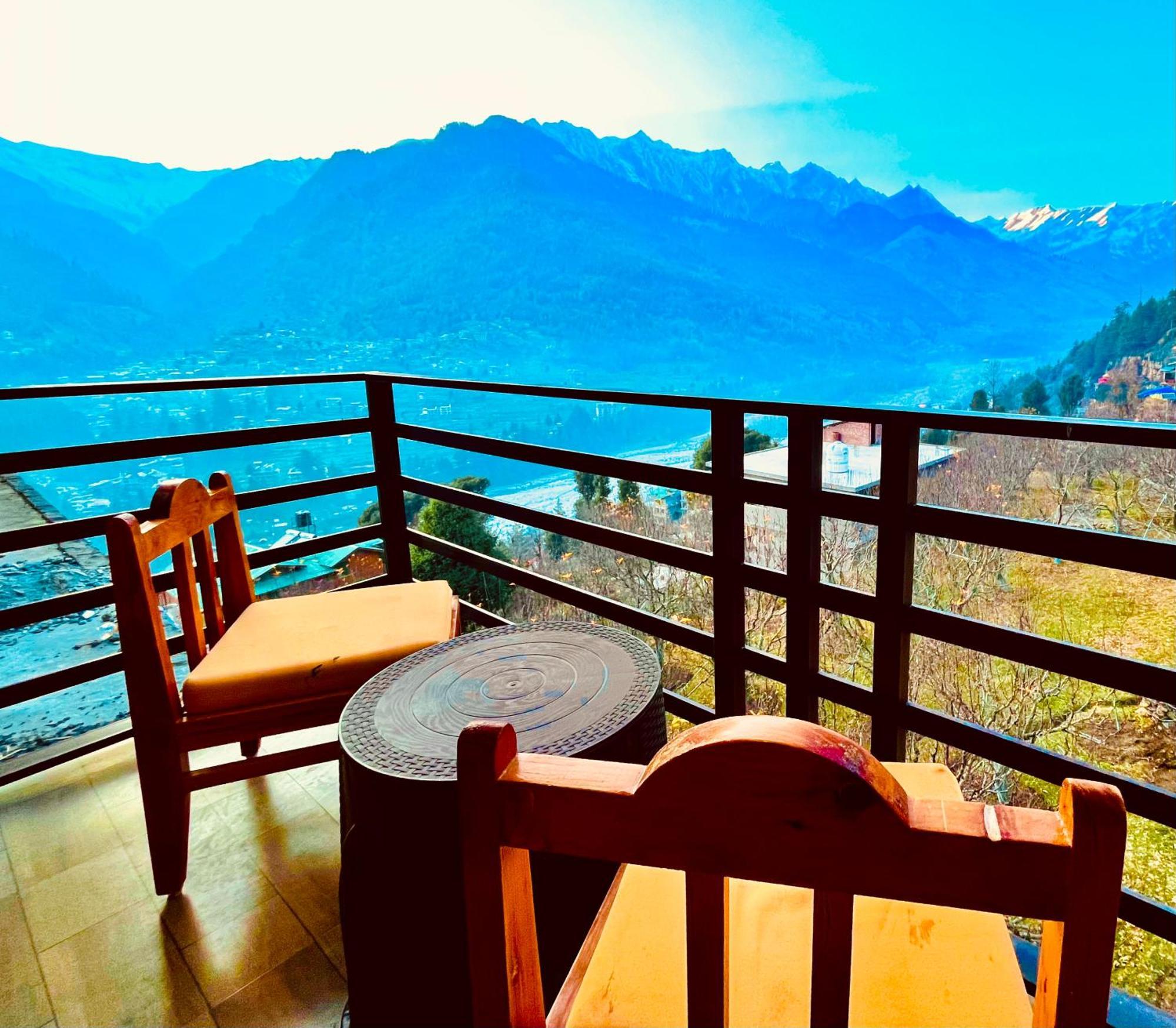 Hotel Kartik Cottage, - A Blissful View From Entire 4*