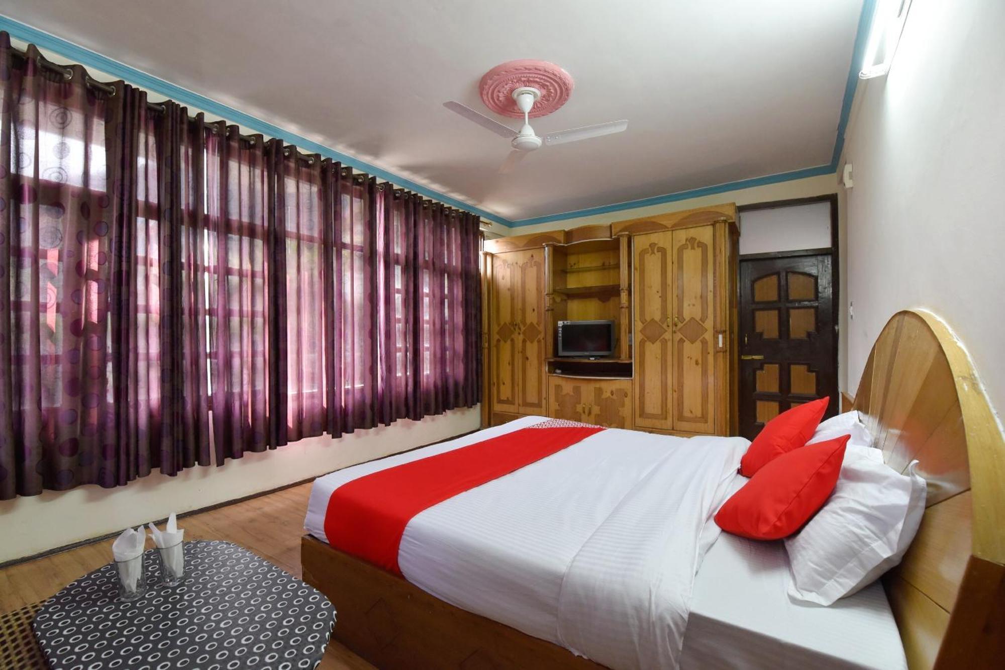 Oyo Hill View Manali (Himachal Pradesh)