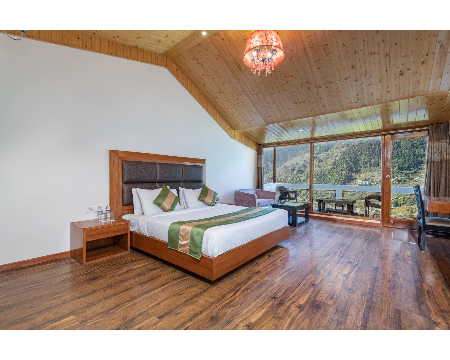 Hotel Serenity & By Dls Manali (Himachal Pradesh)