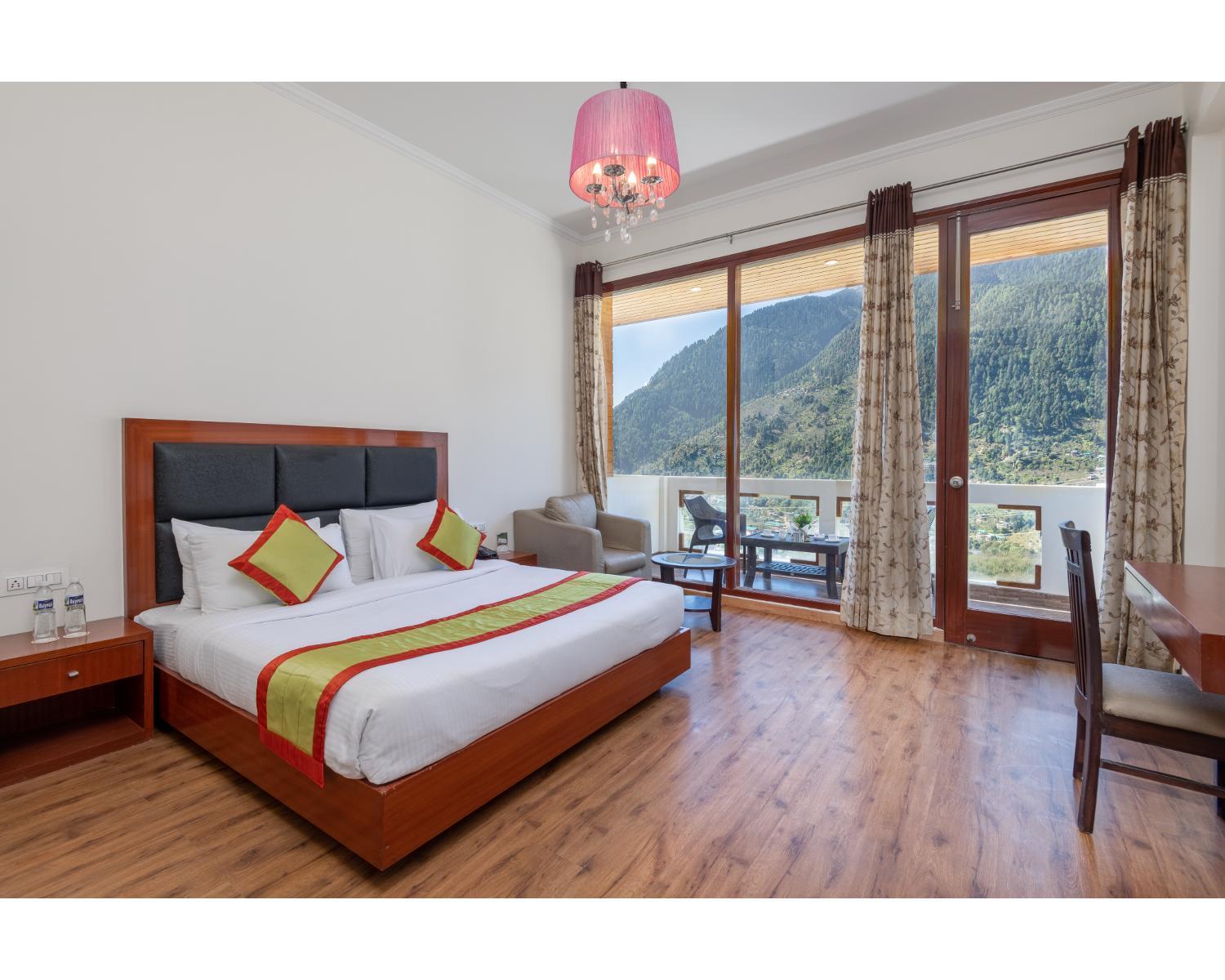 Hotel Serenity & By Dls Manali (Himachal Pradesh)