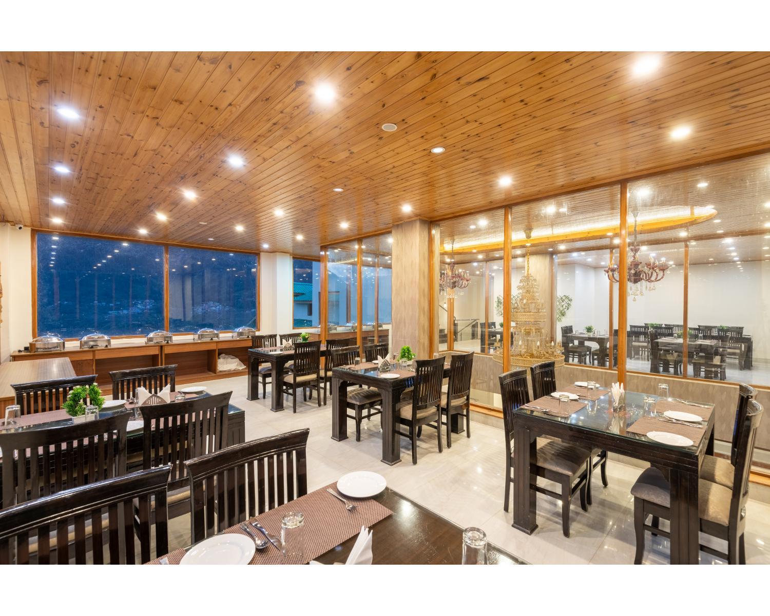 Hotel Serenity & By Dls Manali (Himachal Pradesh)