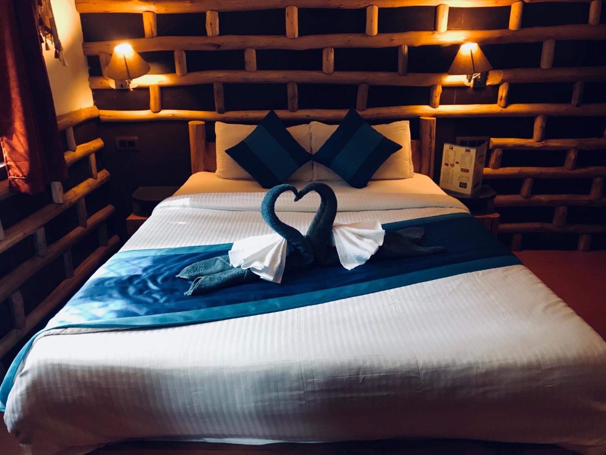 Manu - 1,2,3 Bedroom Personal Luxury Available In M80910-77715 Hotel 4*