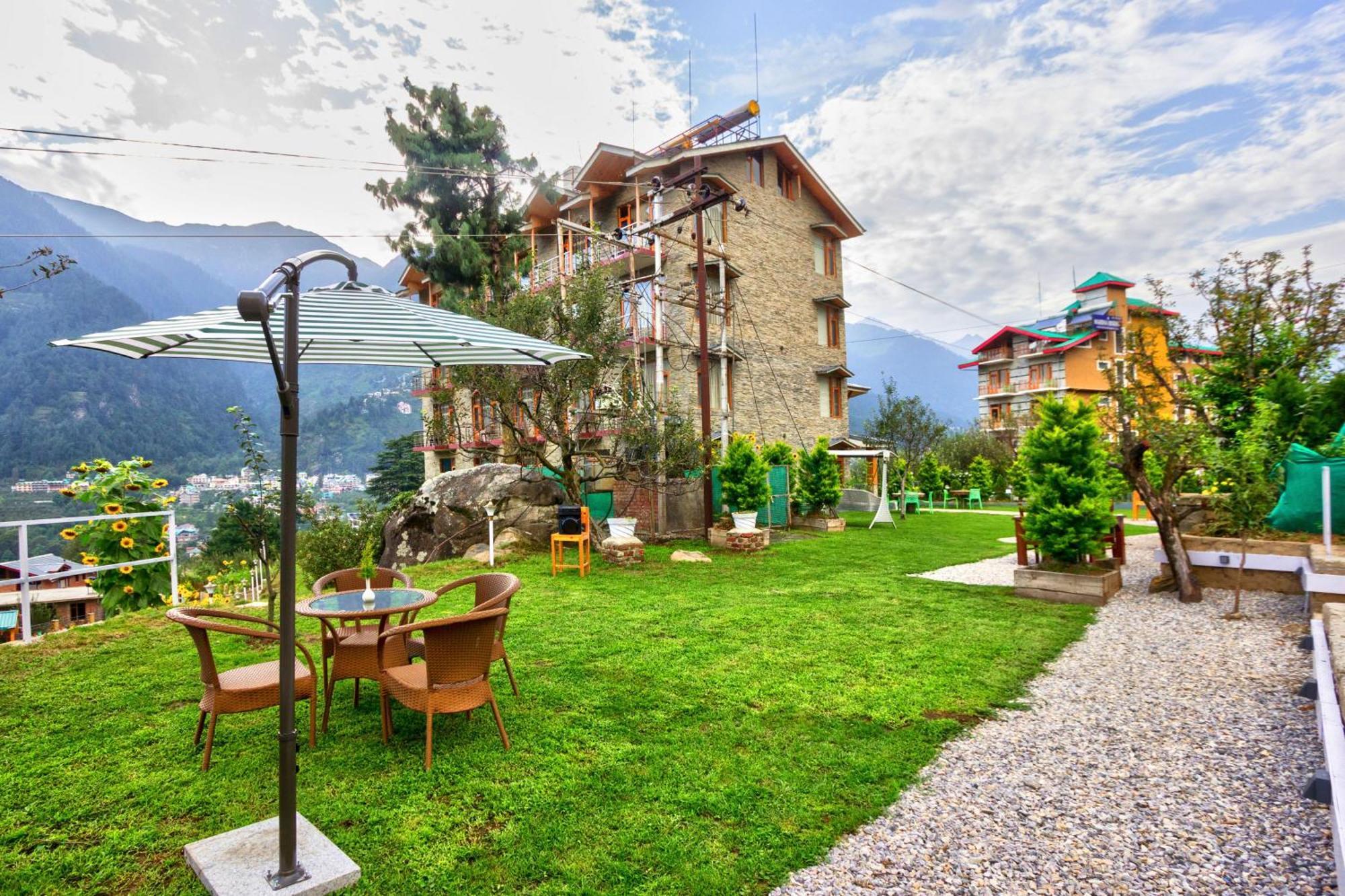 Montana Blues By Snow Hotel Manali (Himachal Pradesh)