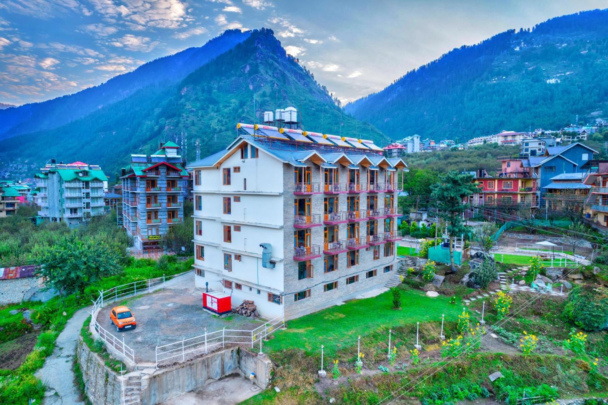Montana Blues By Snow Manali (Himachal Pradesh)