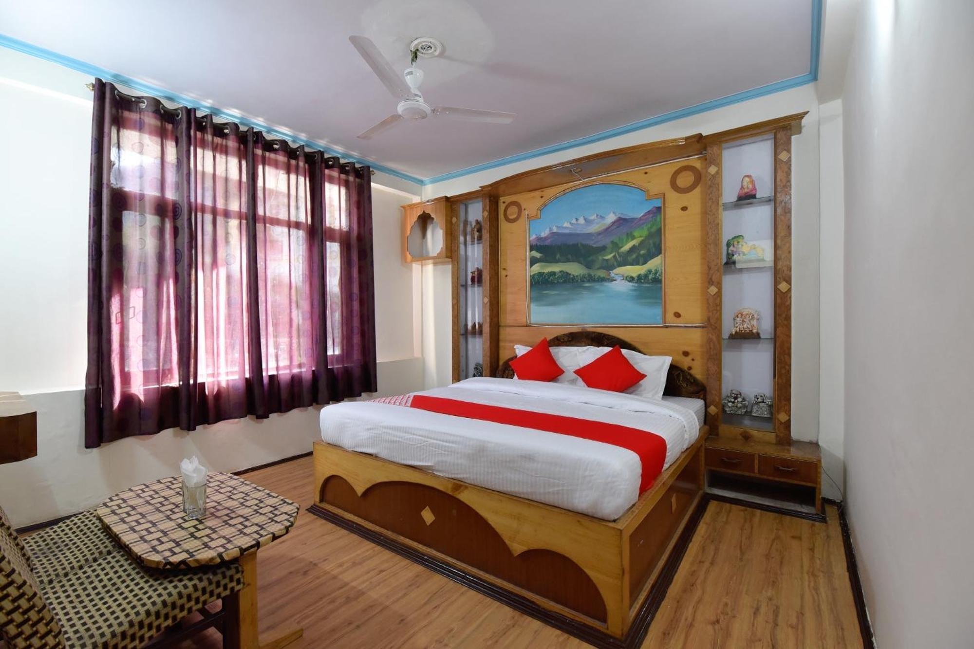 Oyo Hill View 3*