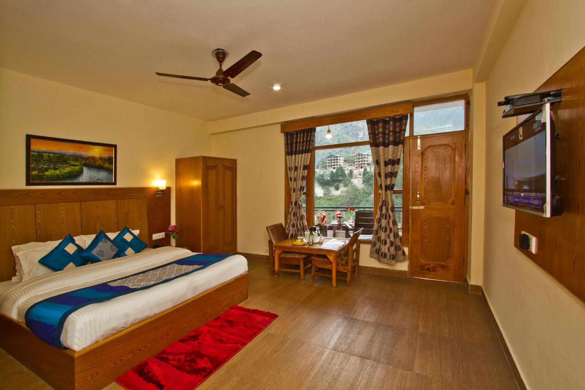 Hotel New Harmony