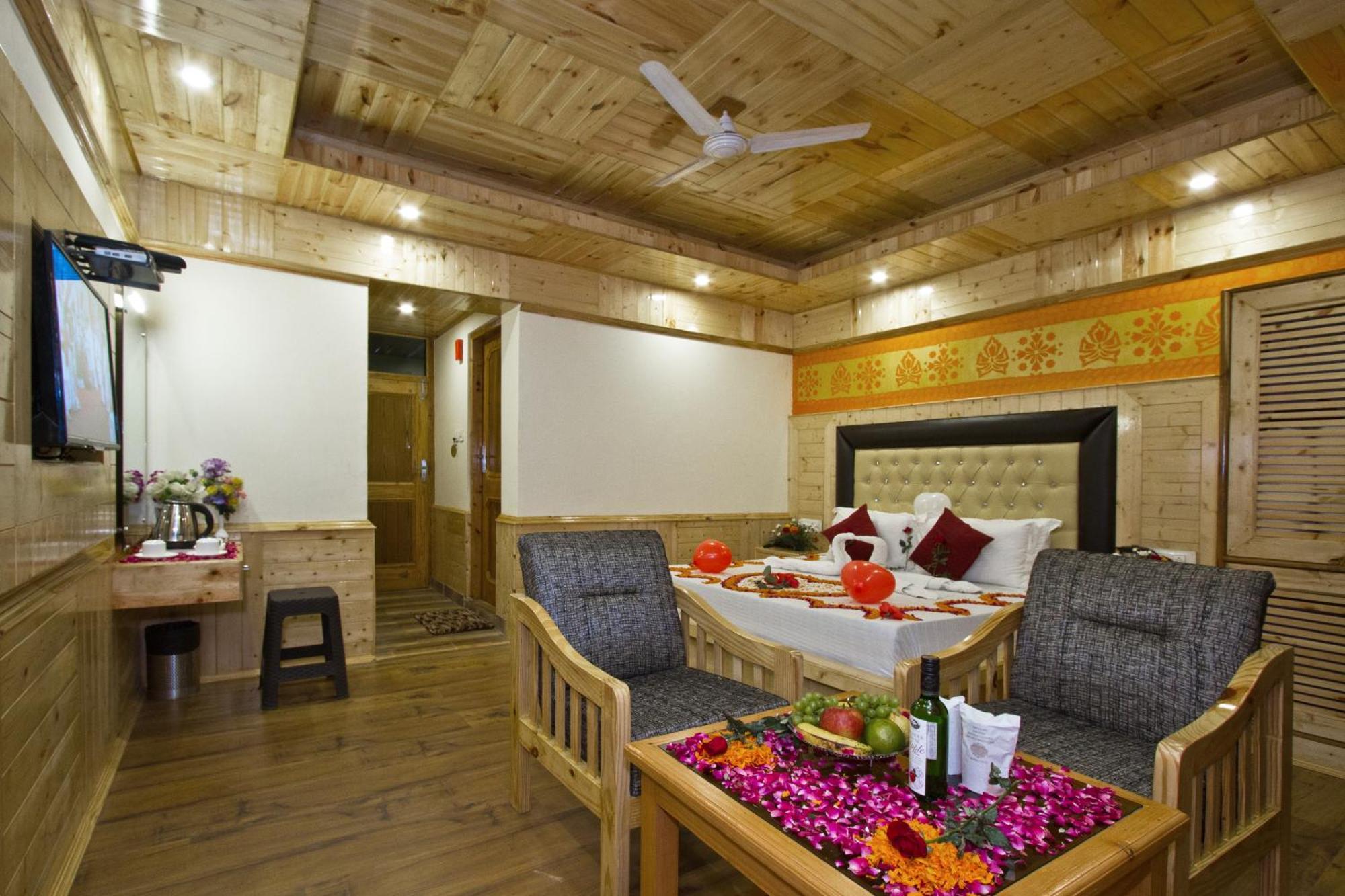 New Harmony Hotel Manali (Himachal Pradesh)