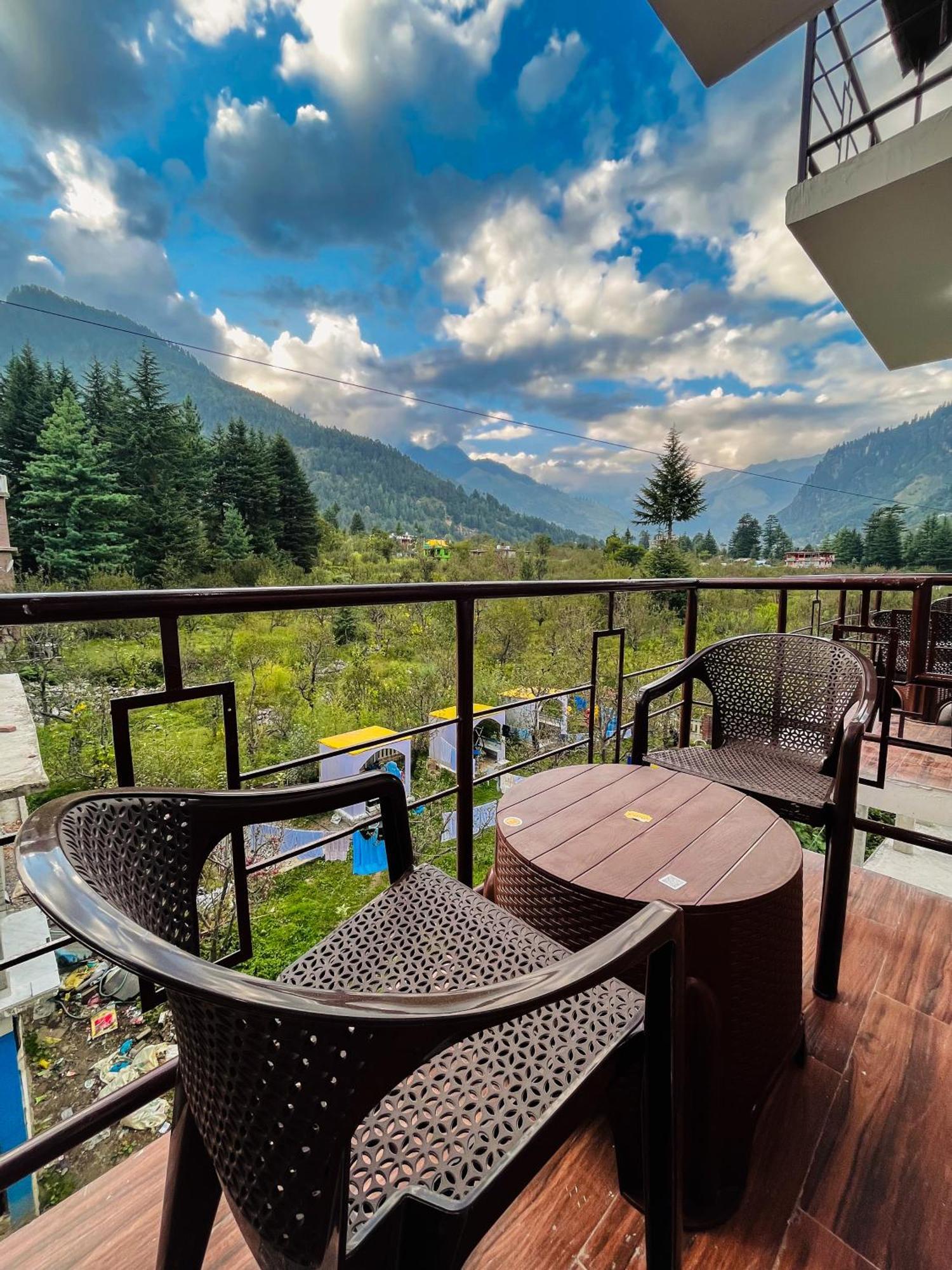 Hotel Hotel Apple Flower Manali (Himachal Pradesh)