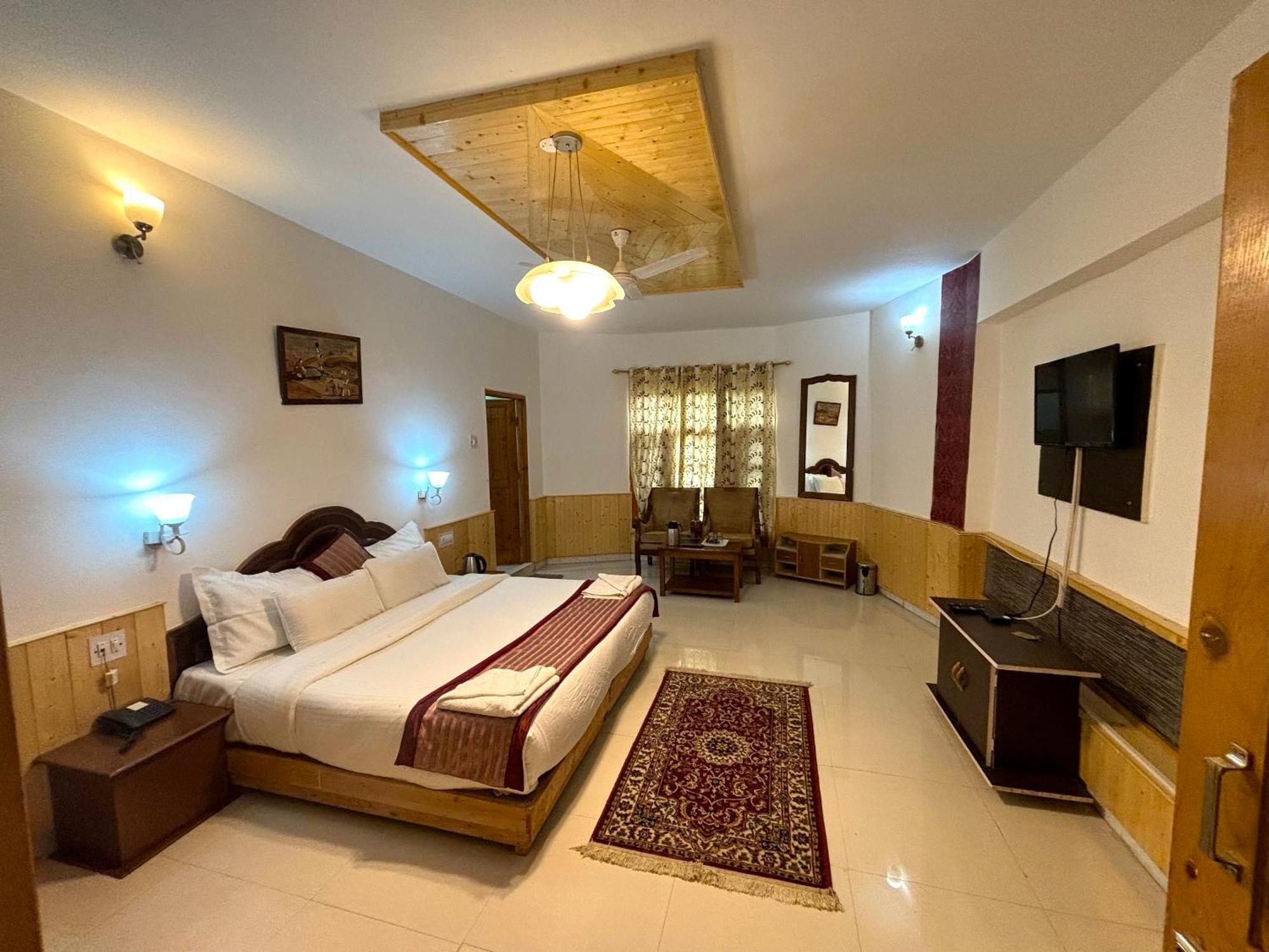 Countryside Himalayan Resort 4*