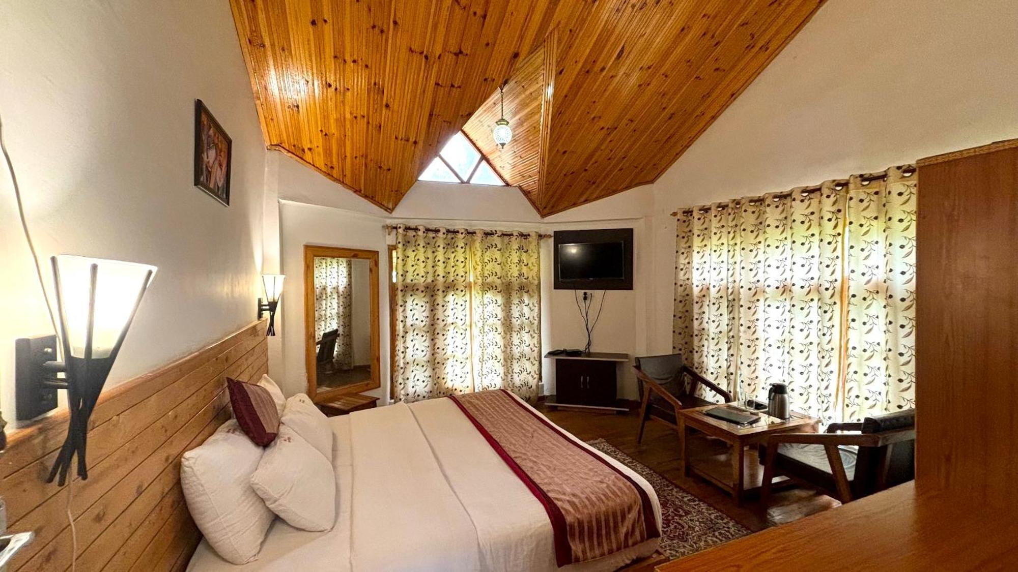 Countryside Himalayan Resort 4*