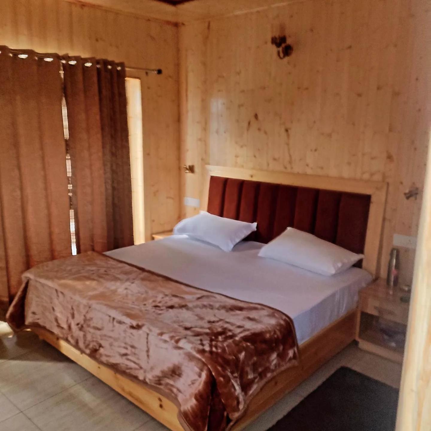 The Veteran House Guest house *
