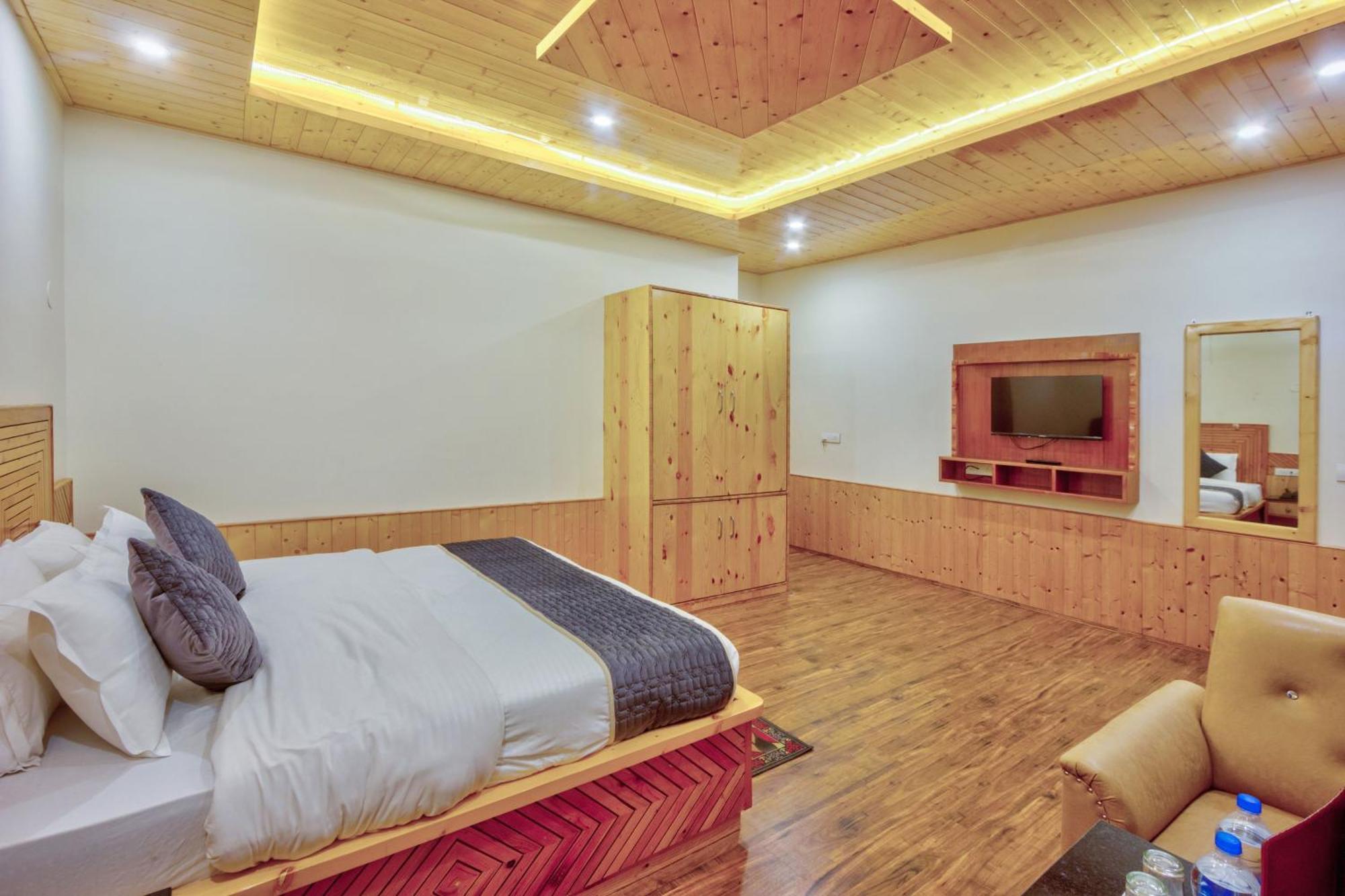 Hotel Resort Shivalaya Retreat - A River Side Resort Manali (Himachal Pradesh)