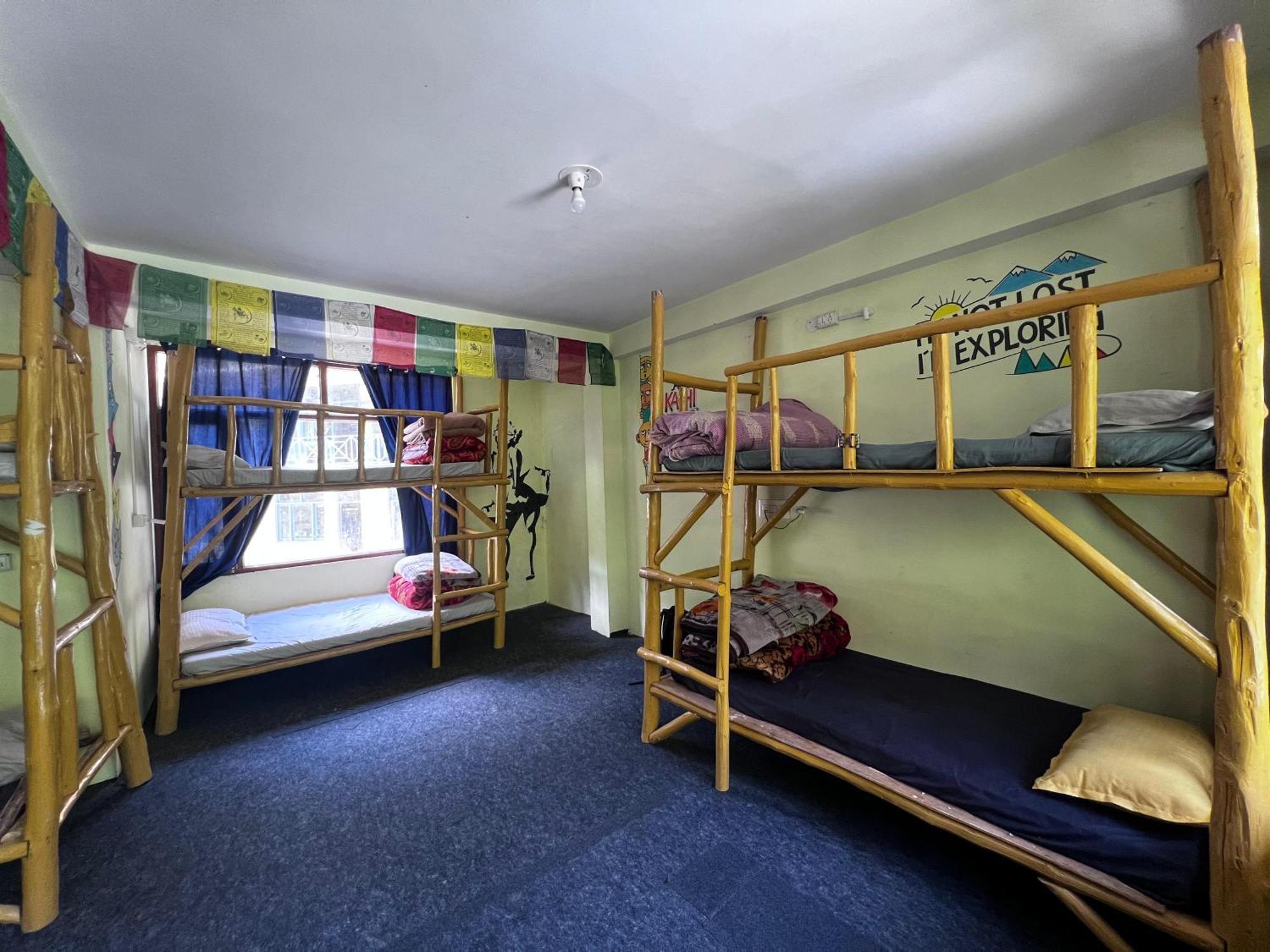 360 Degree Hostel *