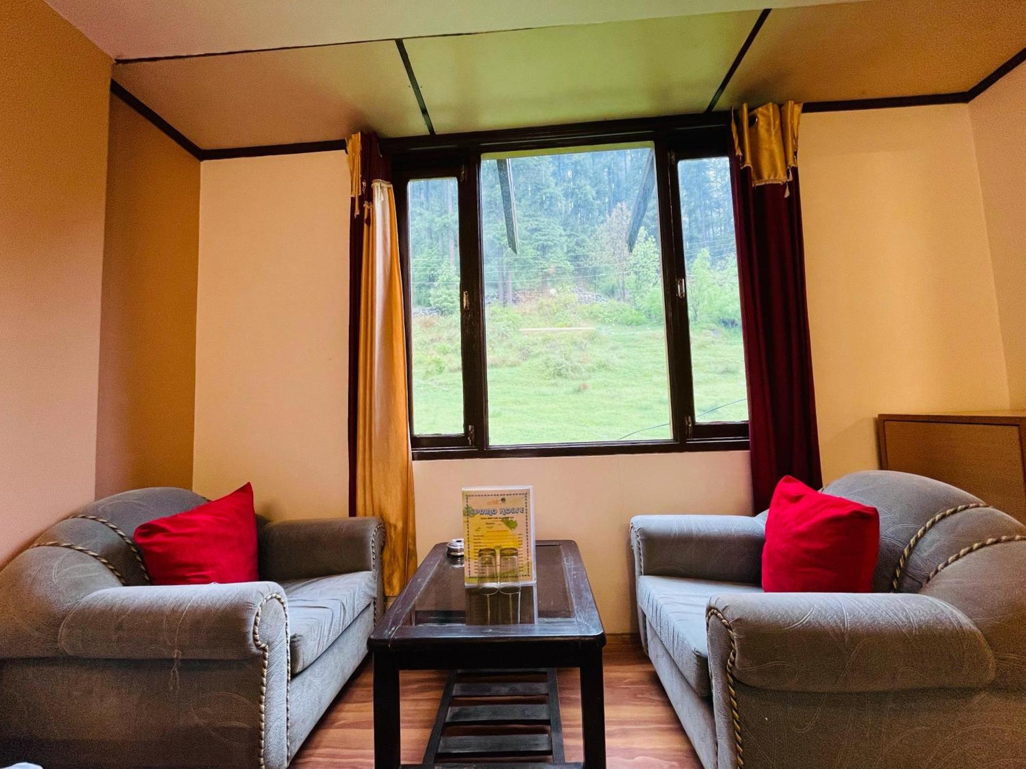 Homestay Spring House