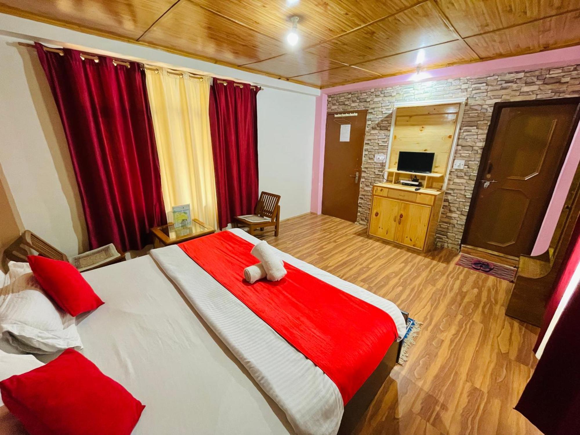 Spring House Homestay Manali (Himachal Pradesh)