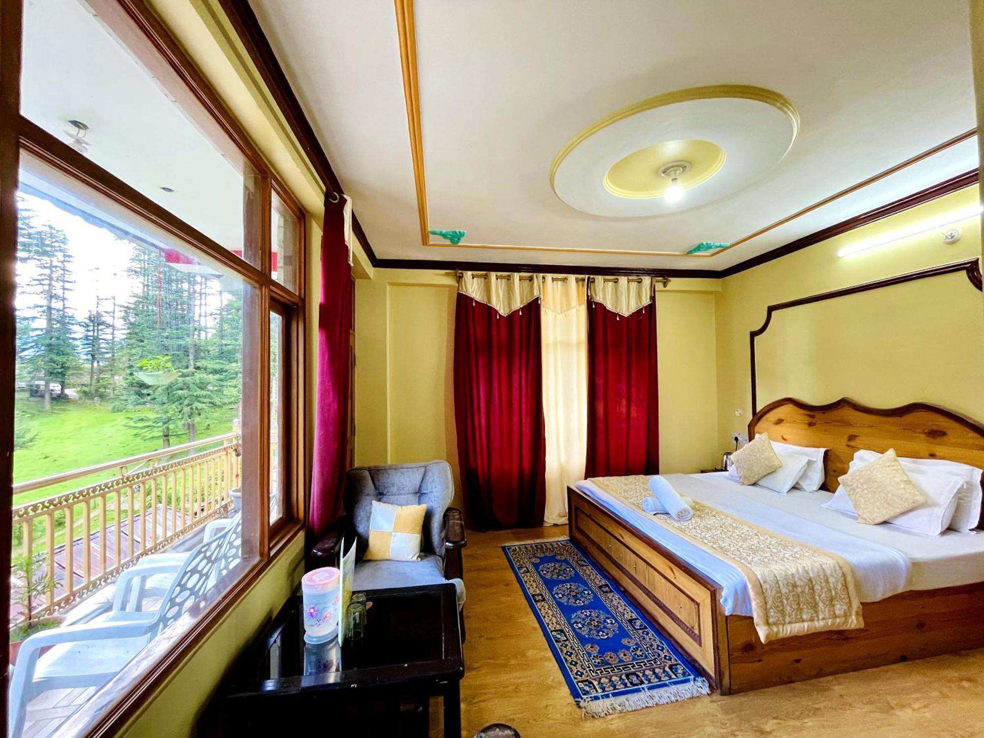 Spring House Homestay *