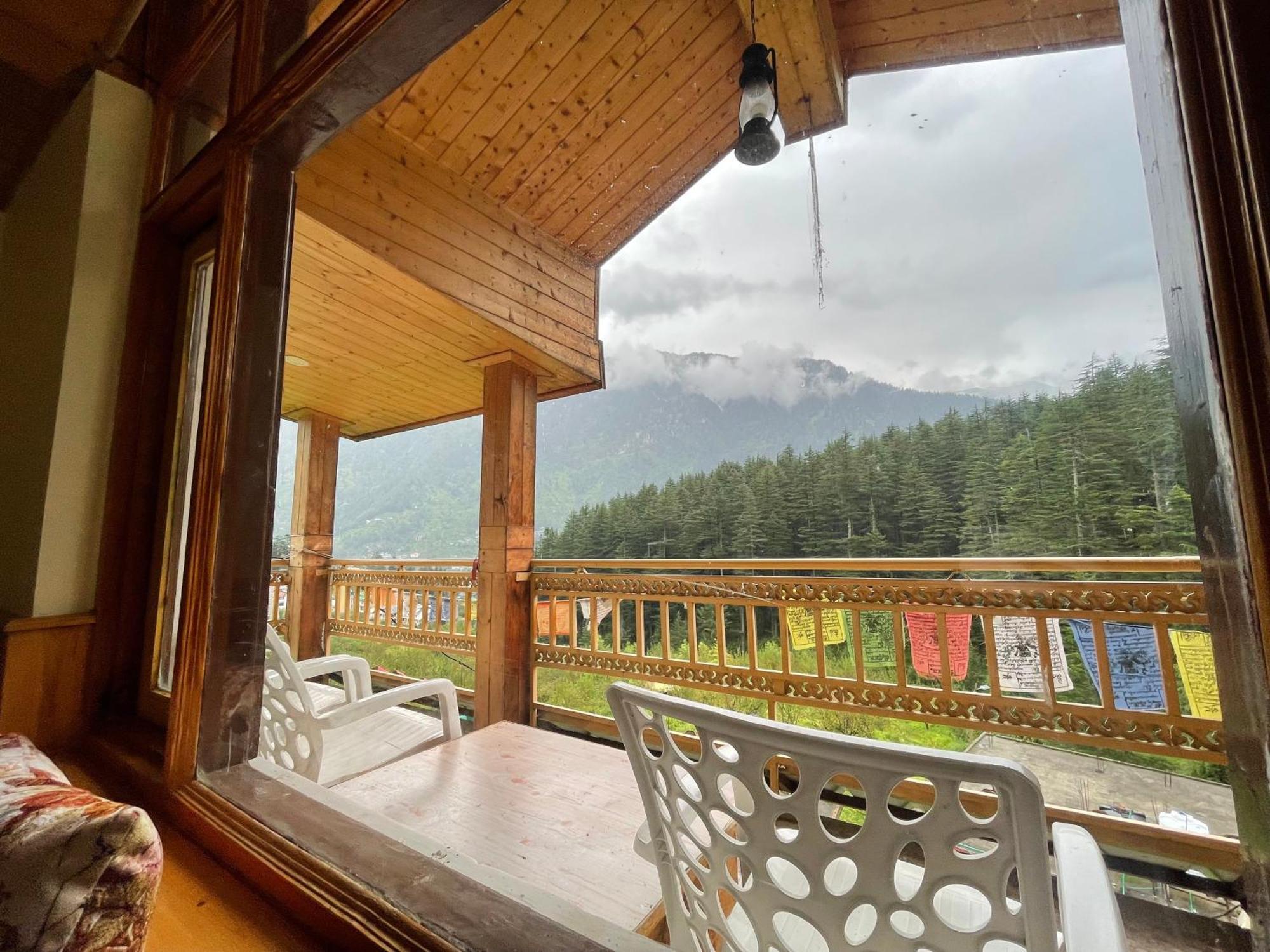 Homestay Spring House Manali (Himachal Pradesh)