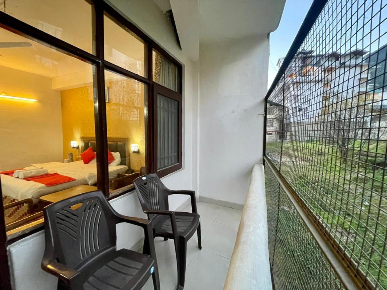 Hotel Sitara International Manali (Himachal Pradesh)