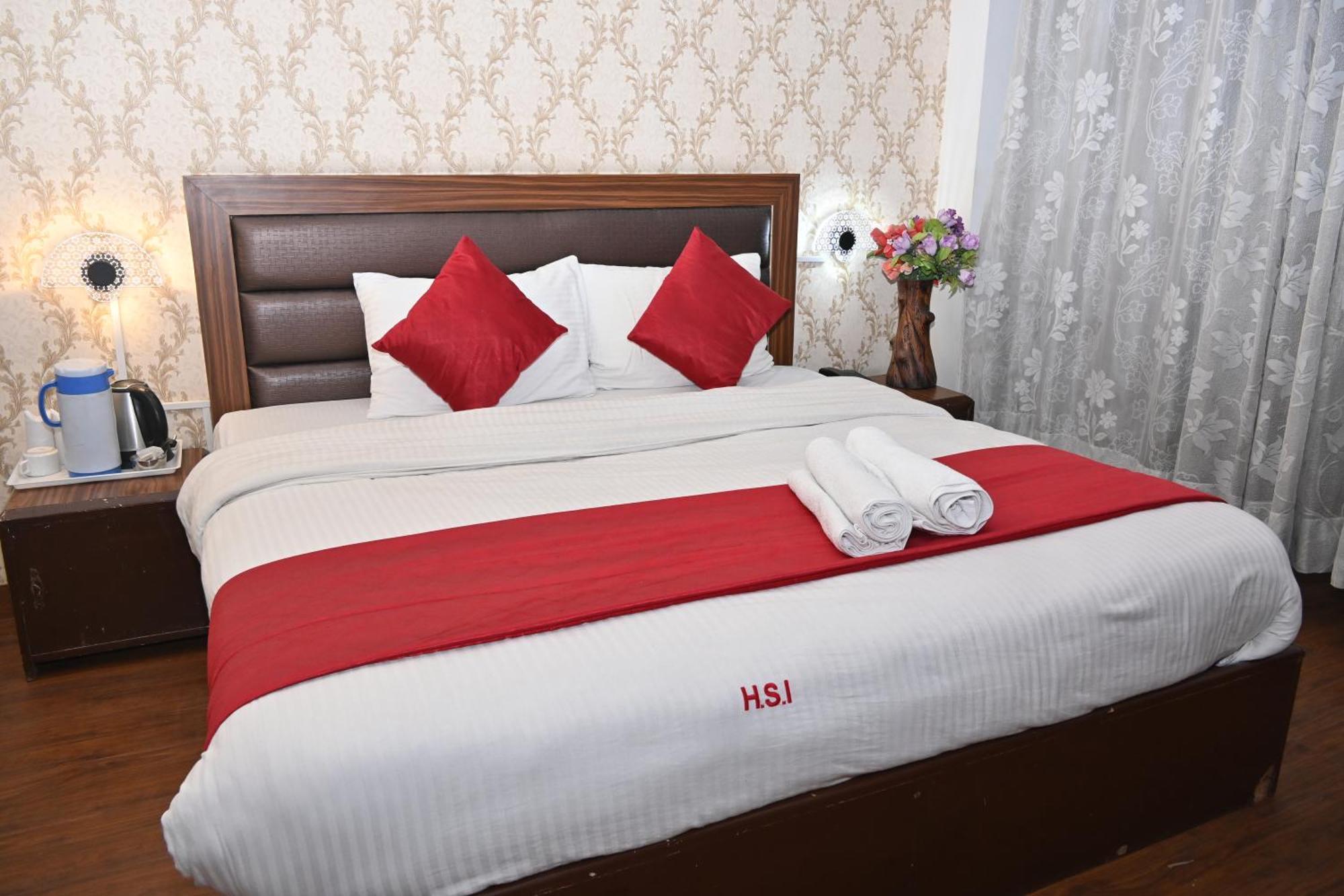 Hotel Sitara International 3*