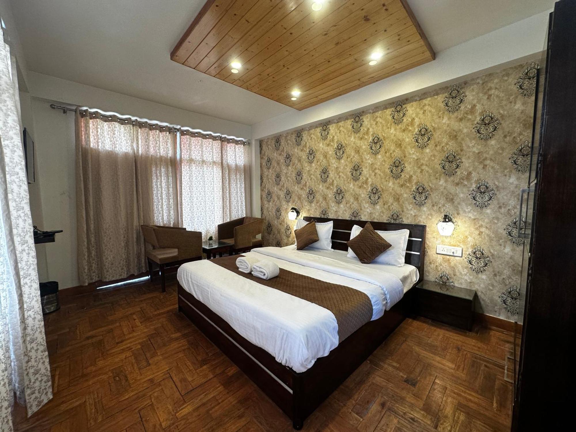 Tara Hotel