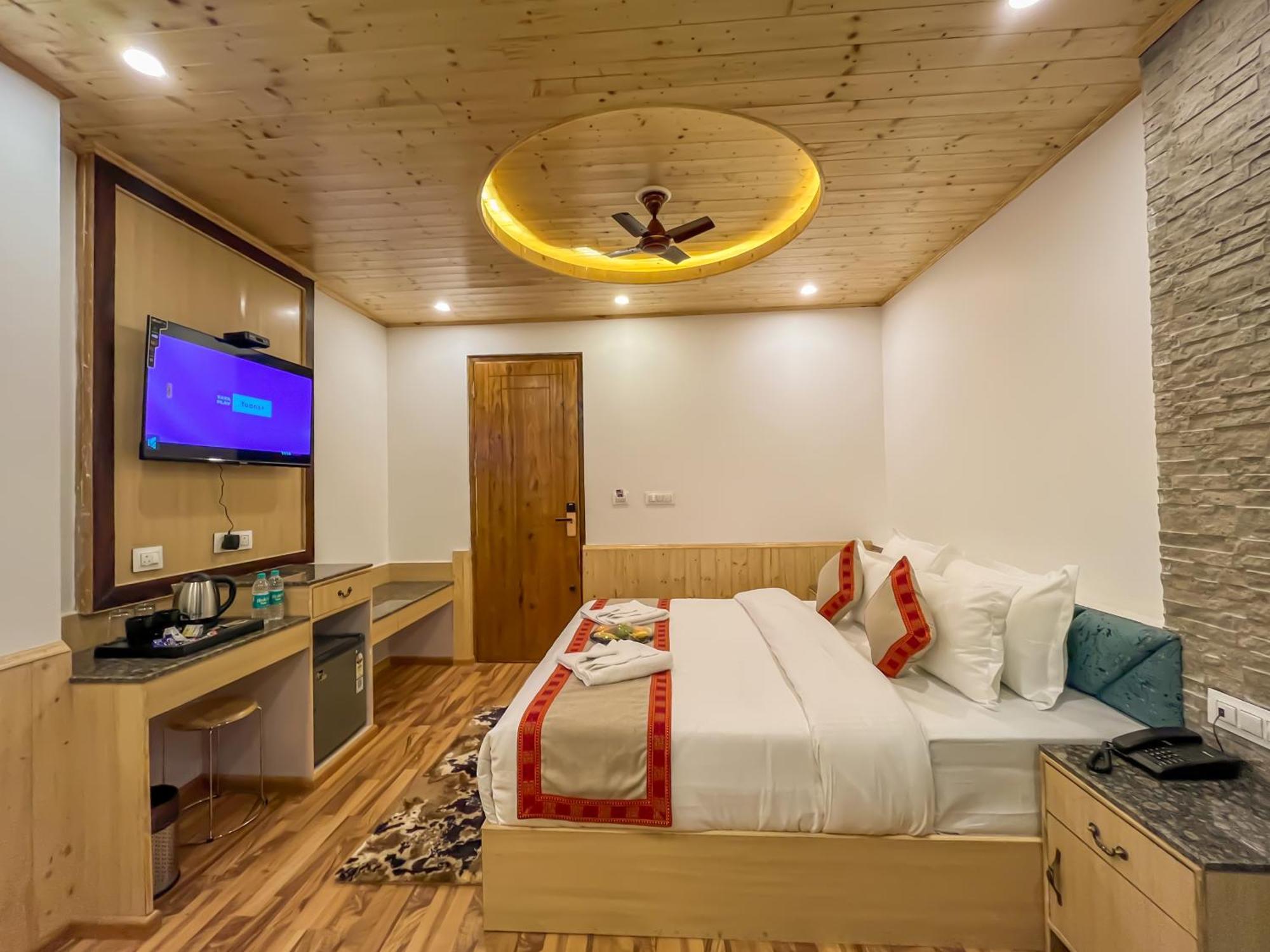 Hotel Touch Wood Manali (Himachal Pradesh)