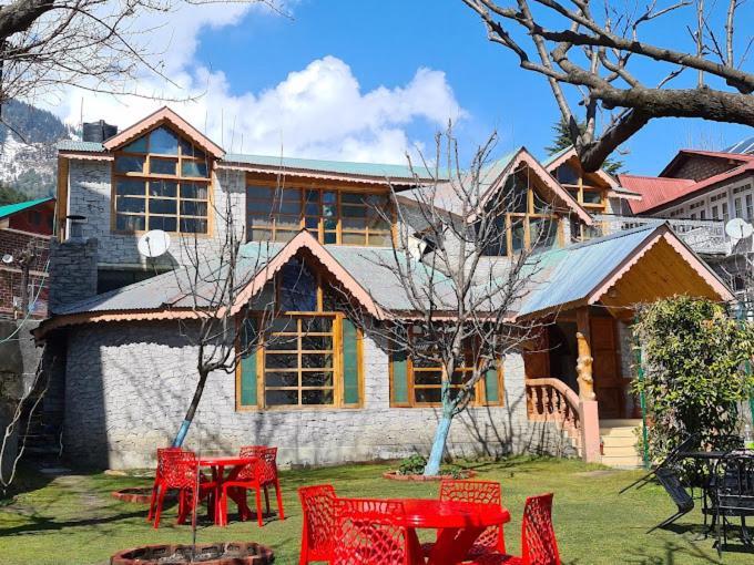 Mahin 3* Manali (Himachal Pradesh)