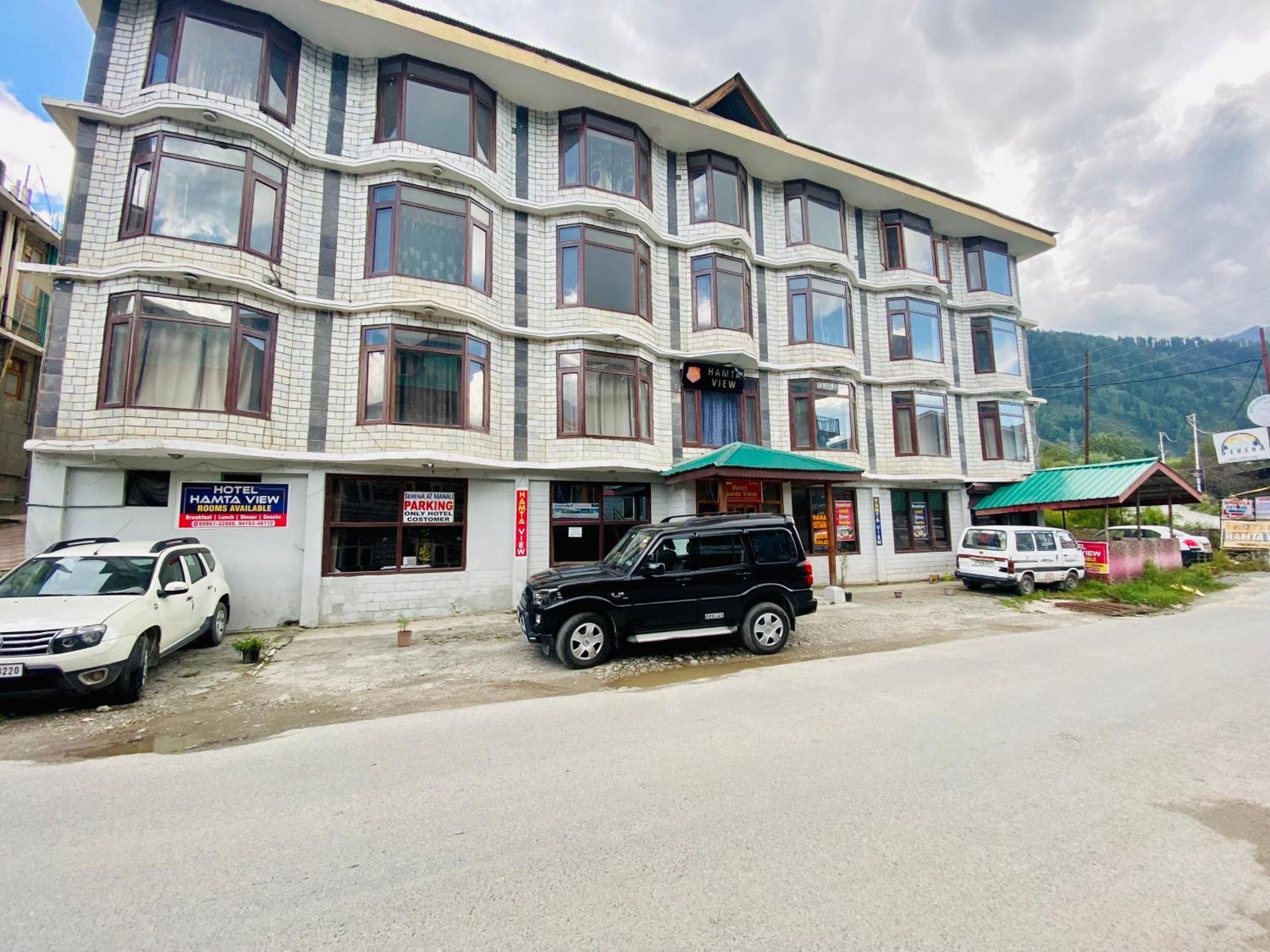 Great Hamta Hills - A Family On Main Highway 4*