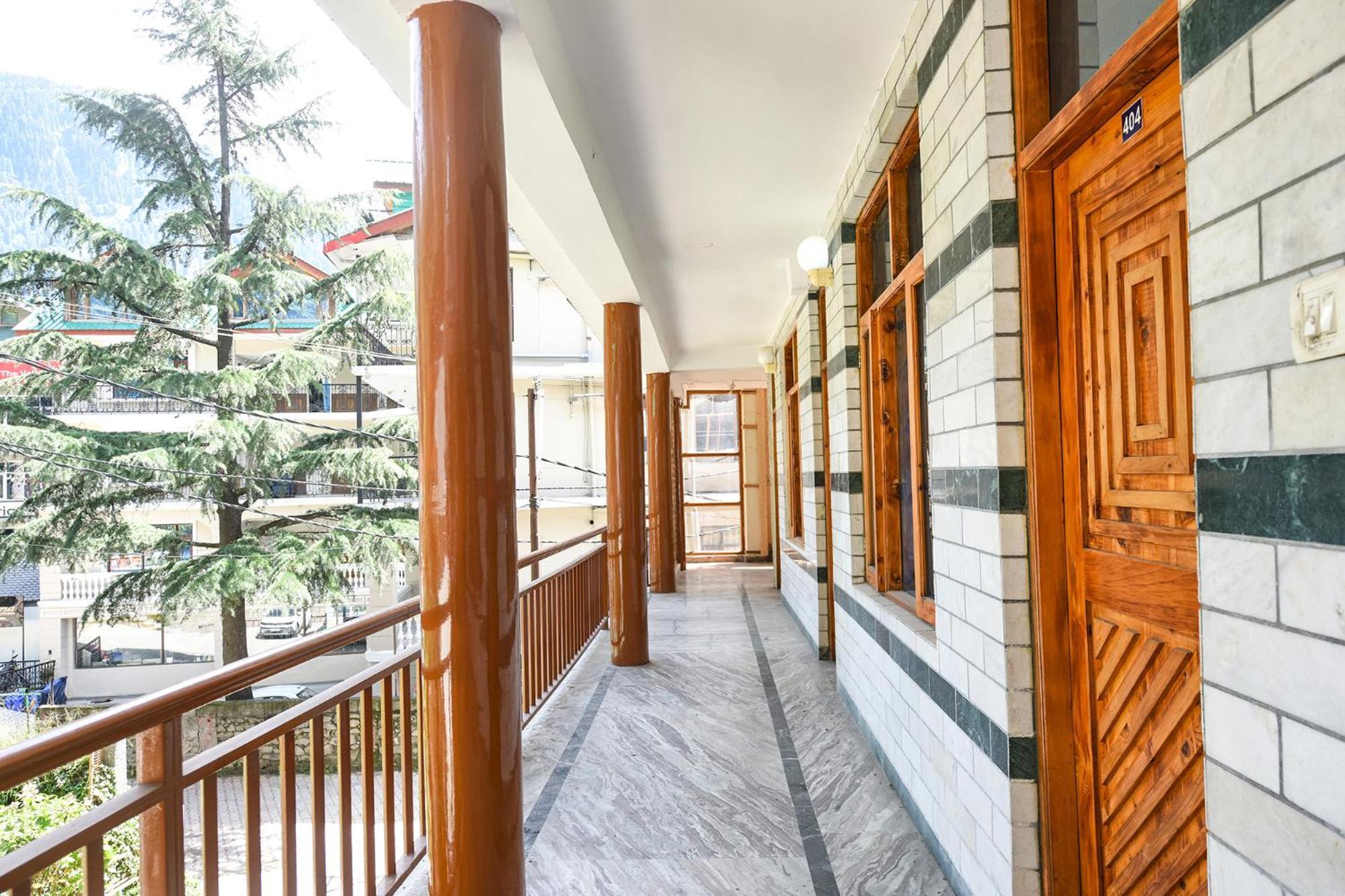 Hotel Fabhotel Hadimba Heights 3*