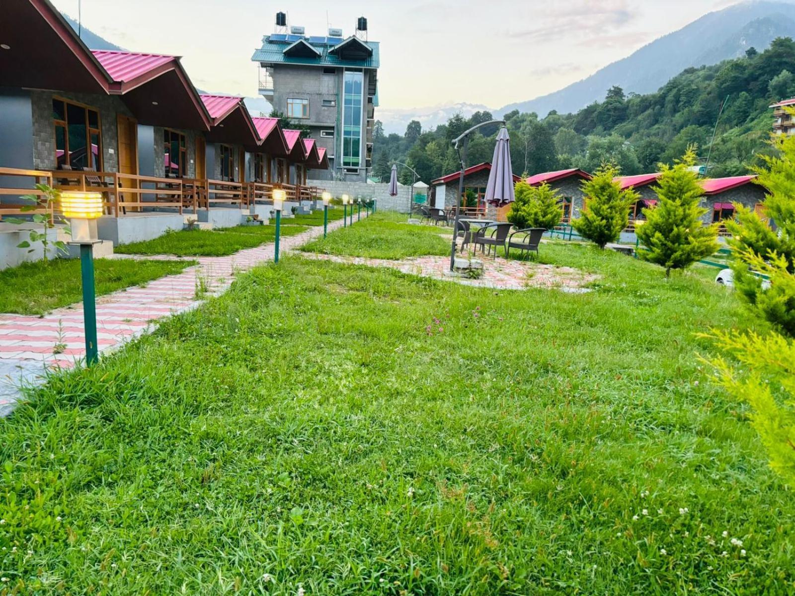 Shivalaya Retreat - A River Side 3* Manali (Himachal Pradesh)