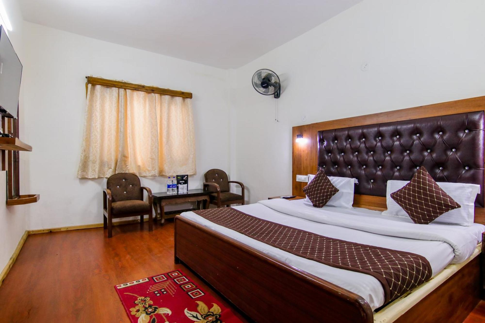 Moorang House Hotel *