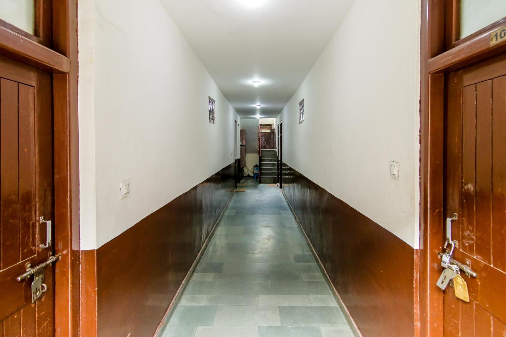 Moorang House Hotel *