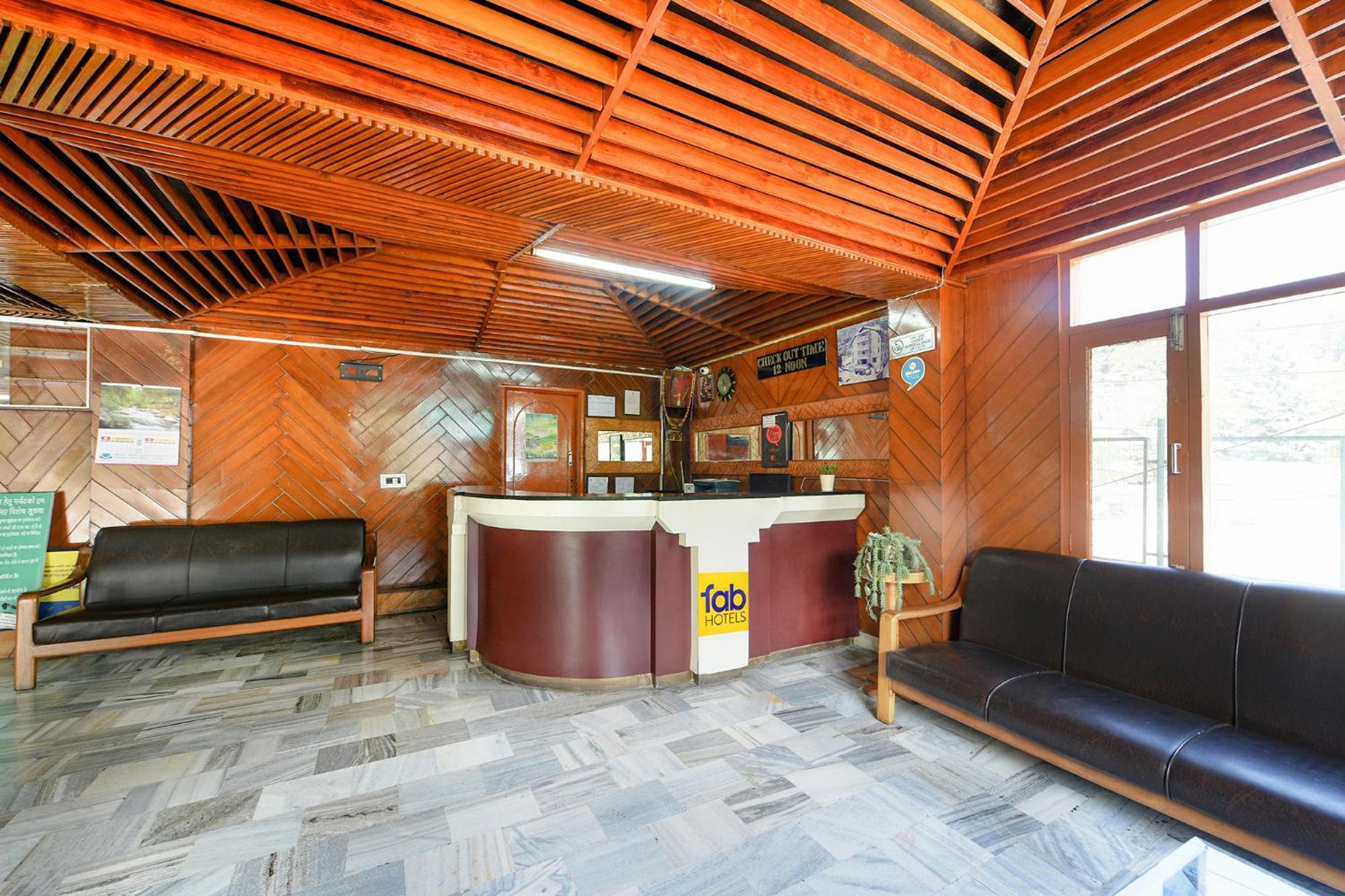 Fabhotel Zarim Inn