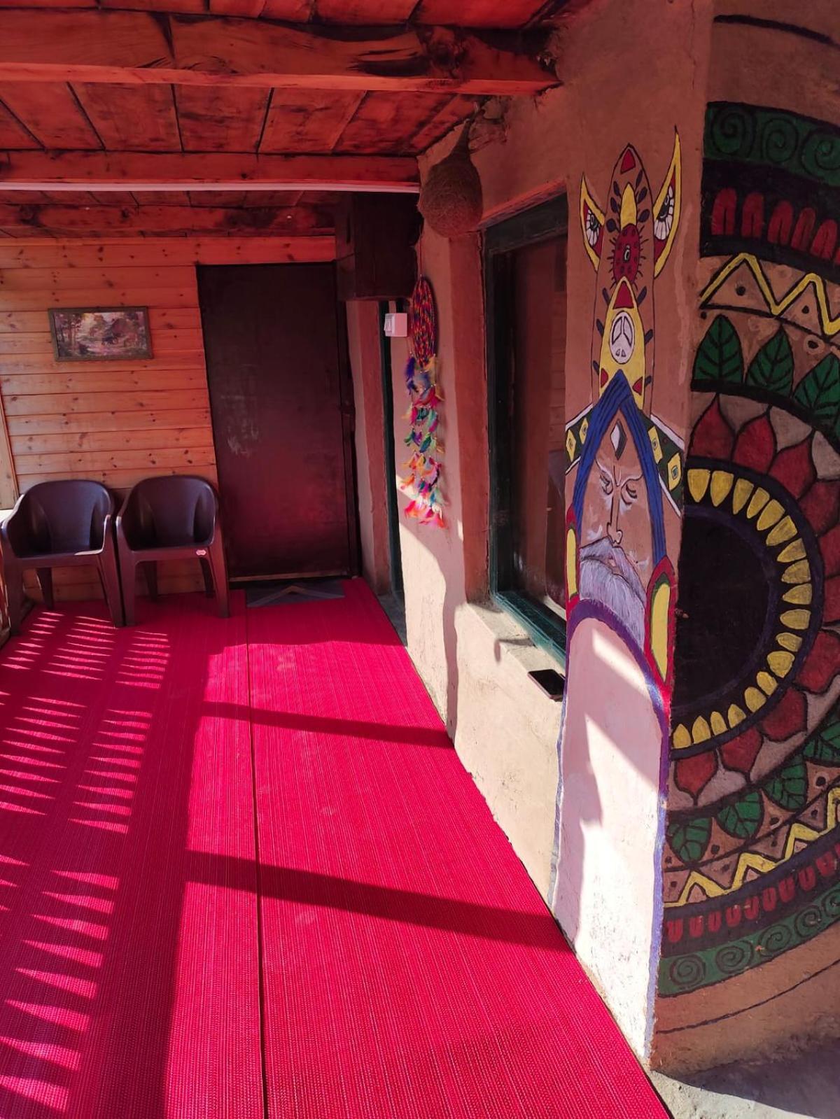 Hotel Muse Meadow Huts & Homestay