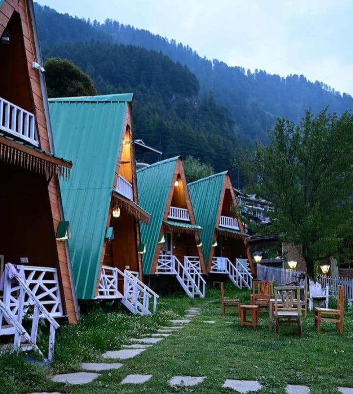 Hotel Muse Meadow Huts & Homestay