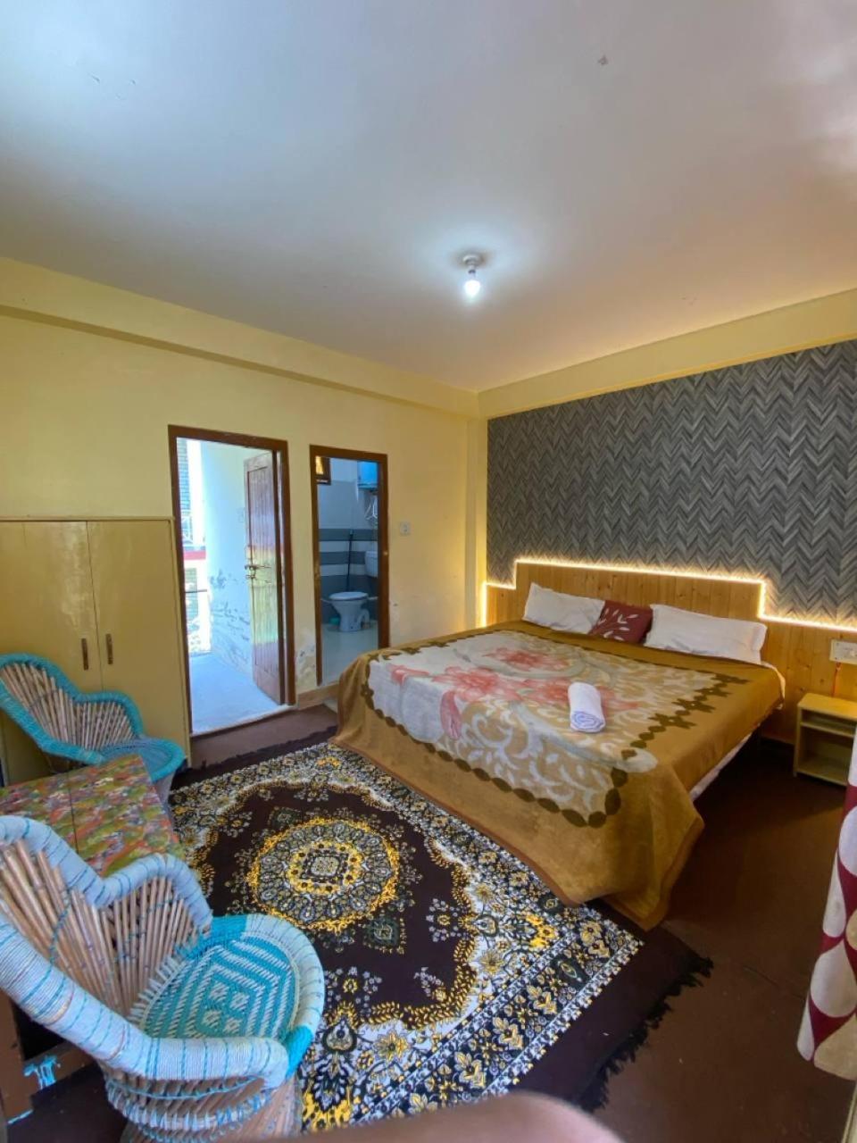 Madana Hostel Manali (Himachal Pradesh)